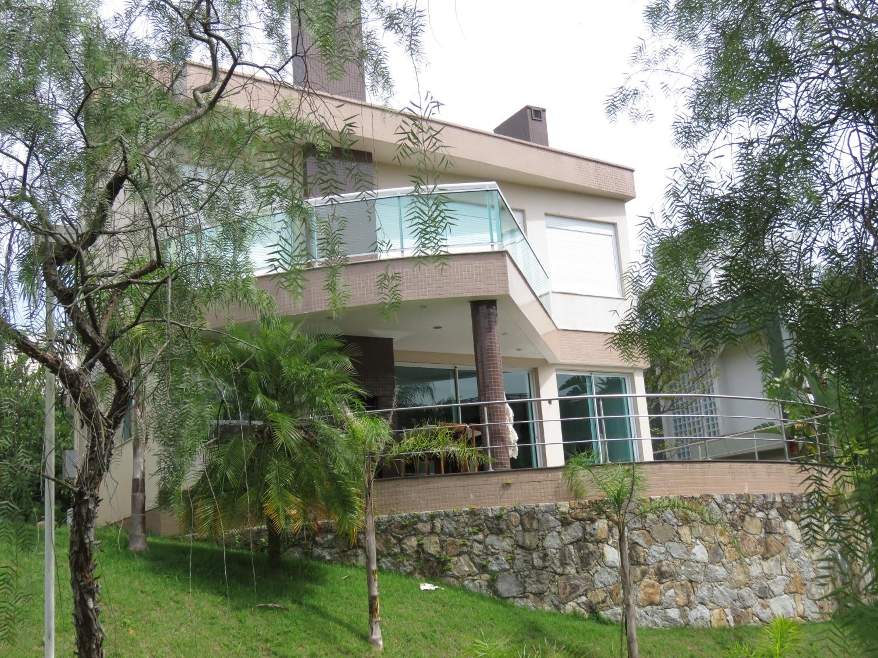 Belíssimo resort com águas termais