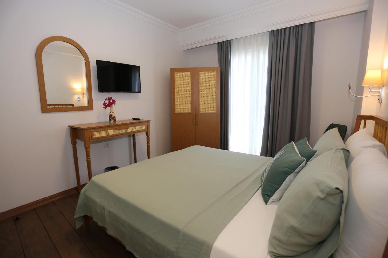 AtaÇesme Otel - Image 6