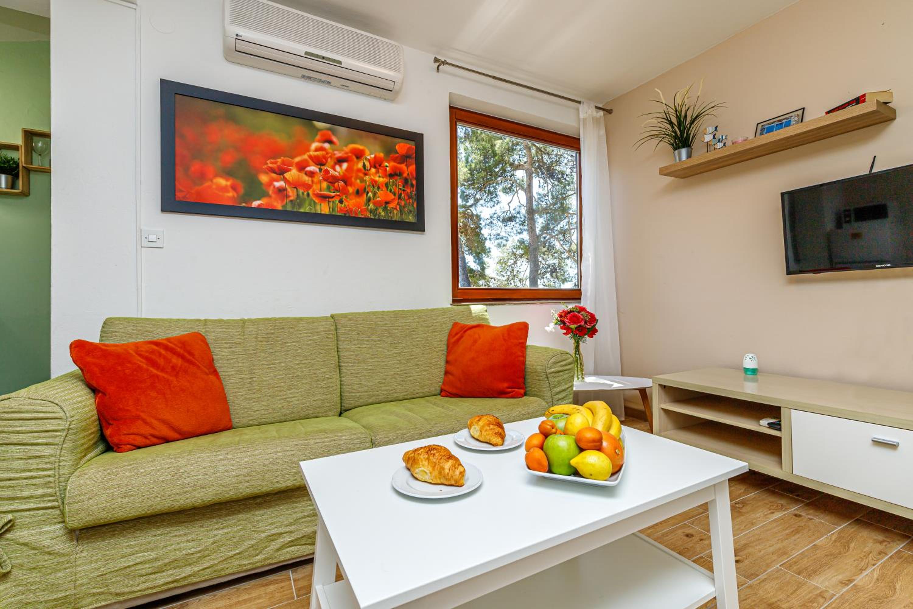 Al Mare Apartments