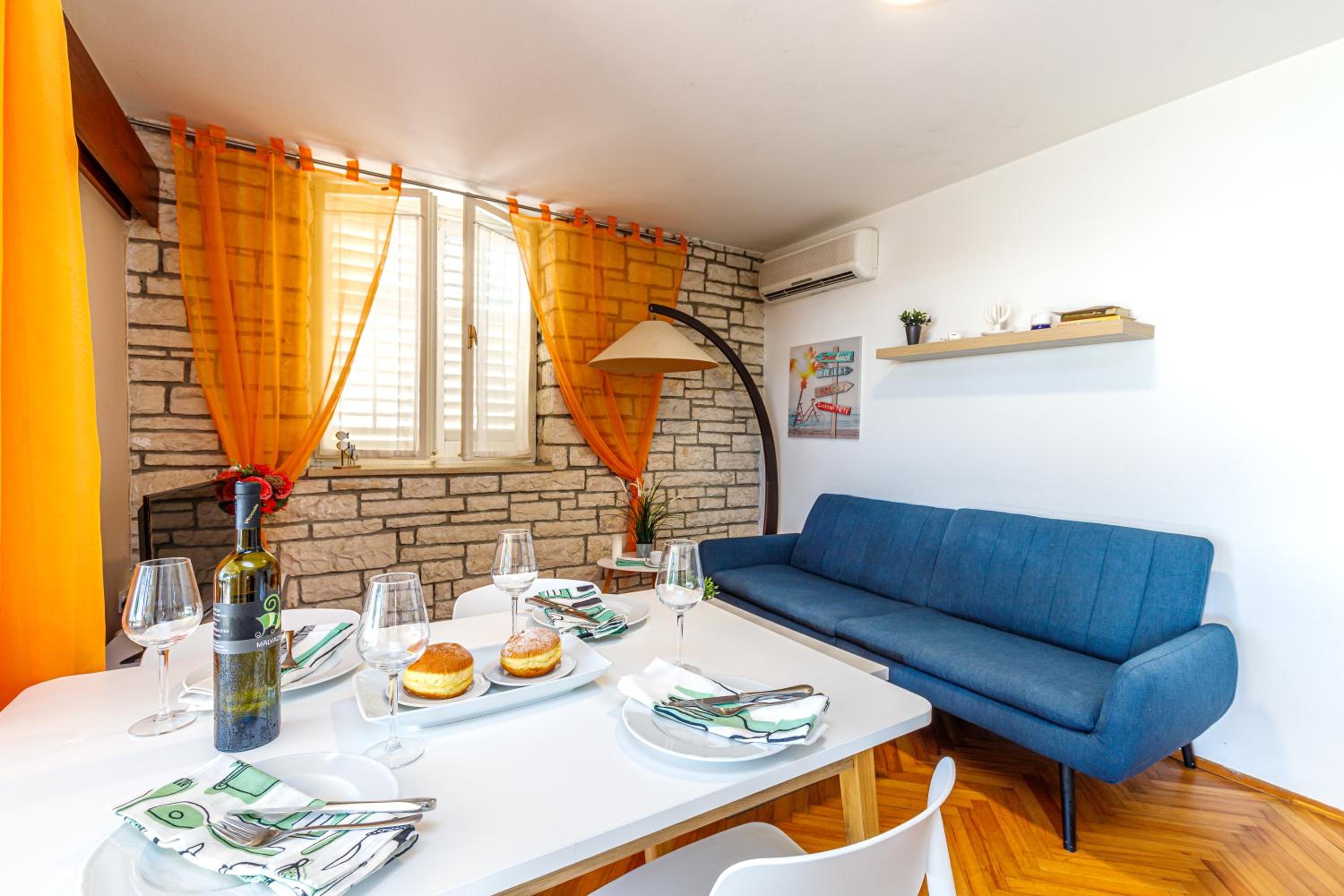 Al Mare Apartments