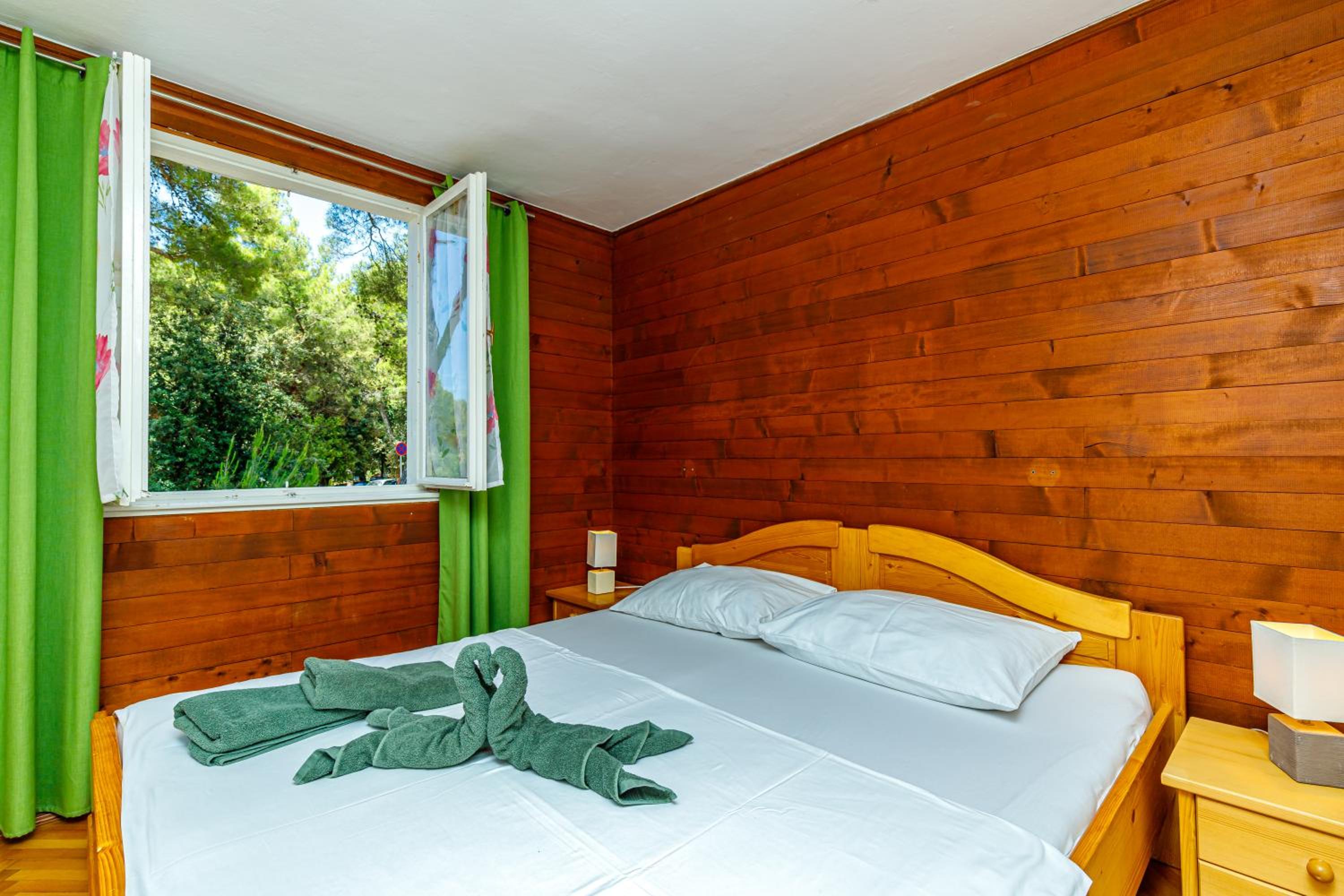 Al Mare Apartments