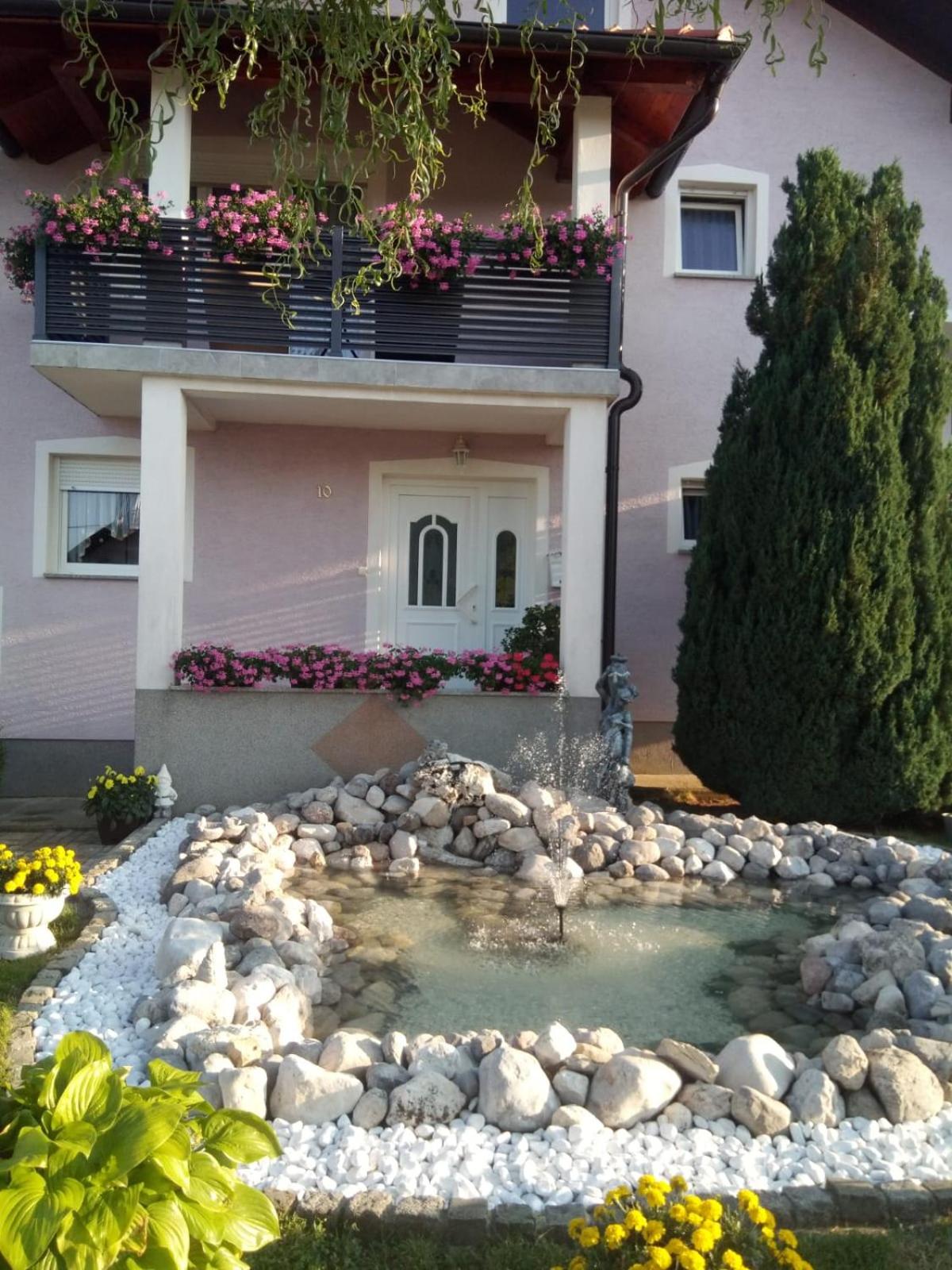 Apartman Karmen Gospić view 4