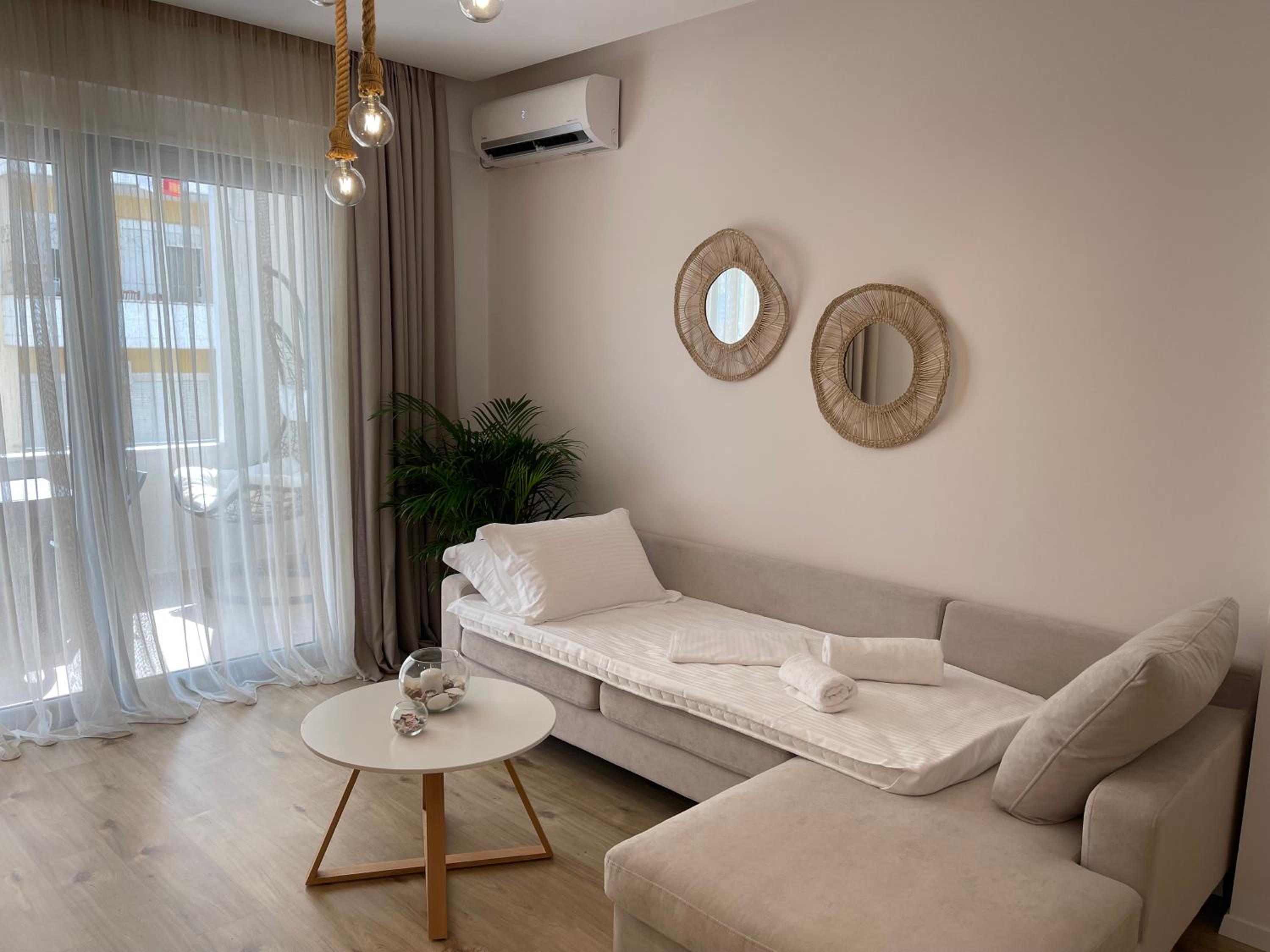 SEABREEZE Lungomare Vlore