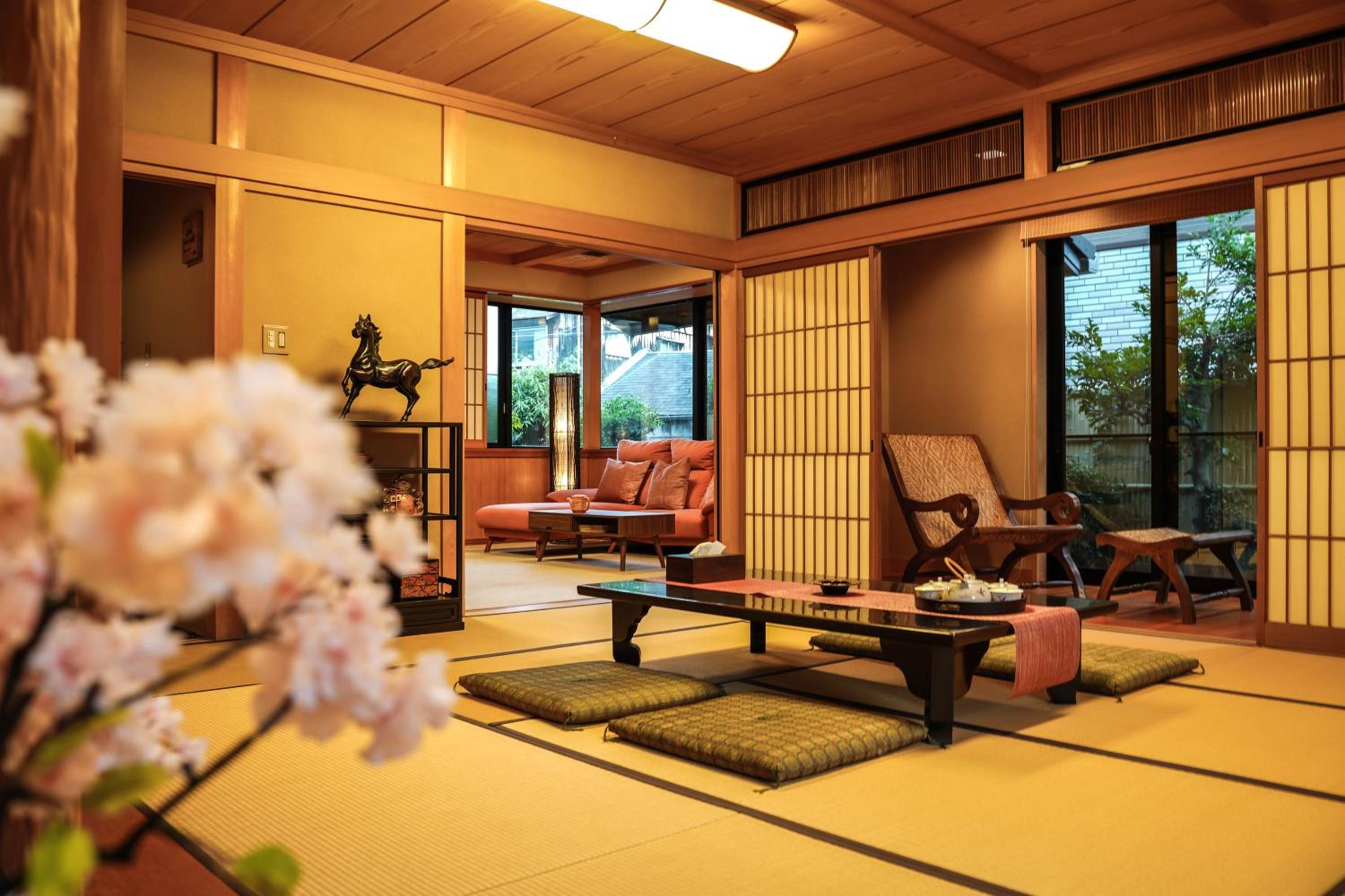 Shirakabanoyado - Izumi view 4