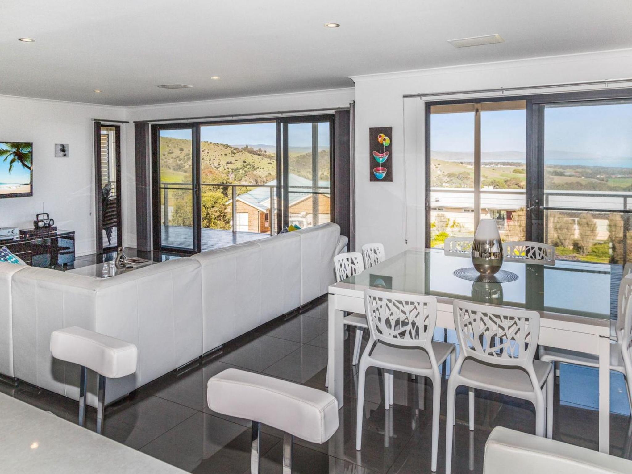 Stunning on Stacey 42 Stacey Drive