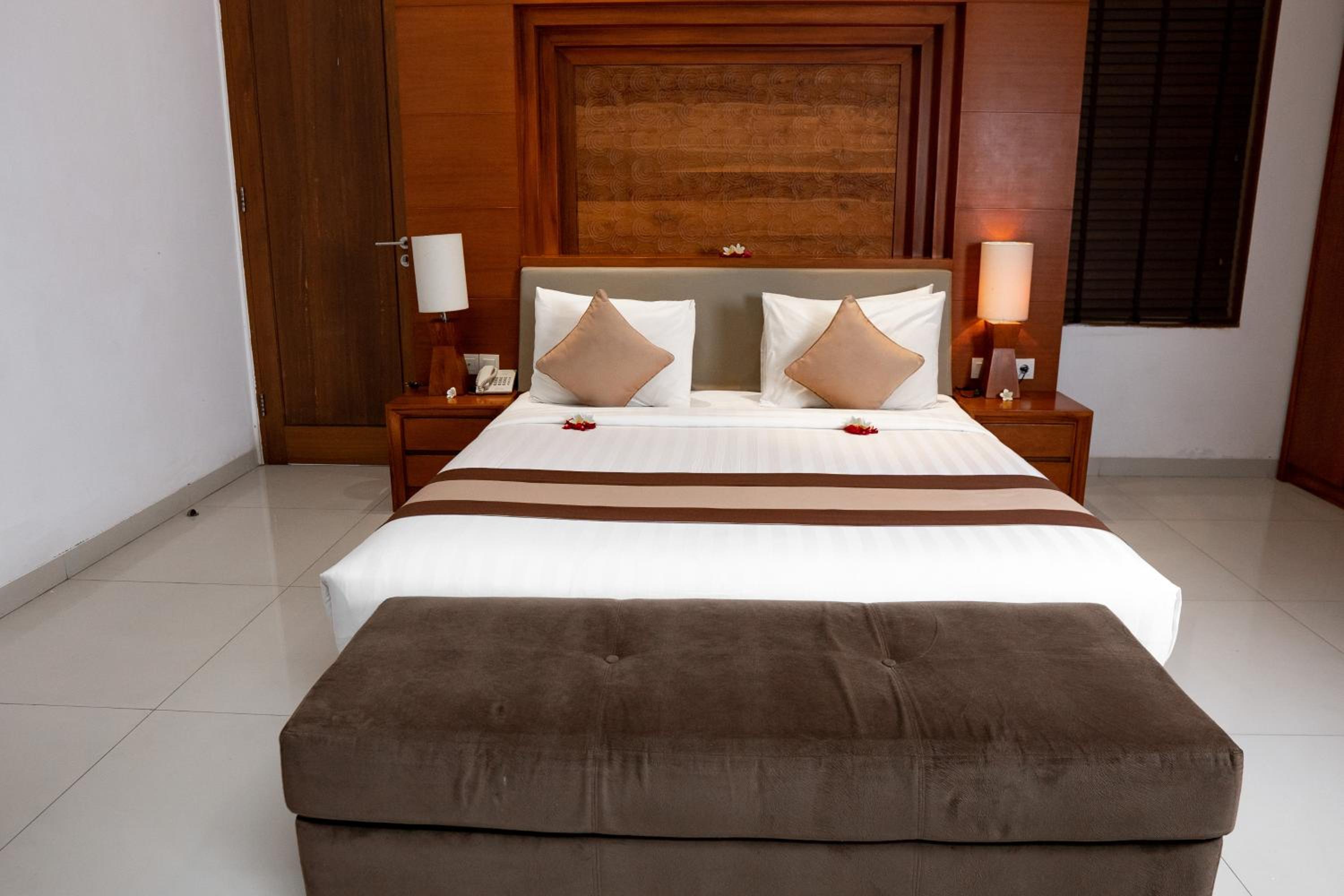 Bale Gede Luxury Villas