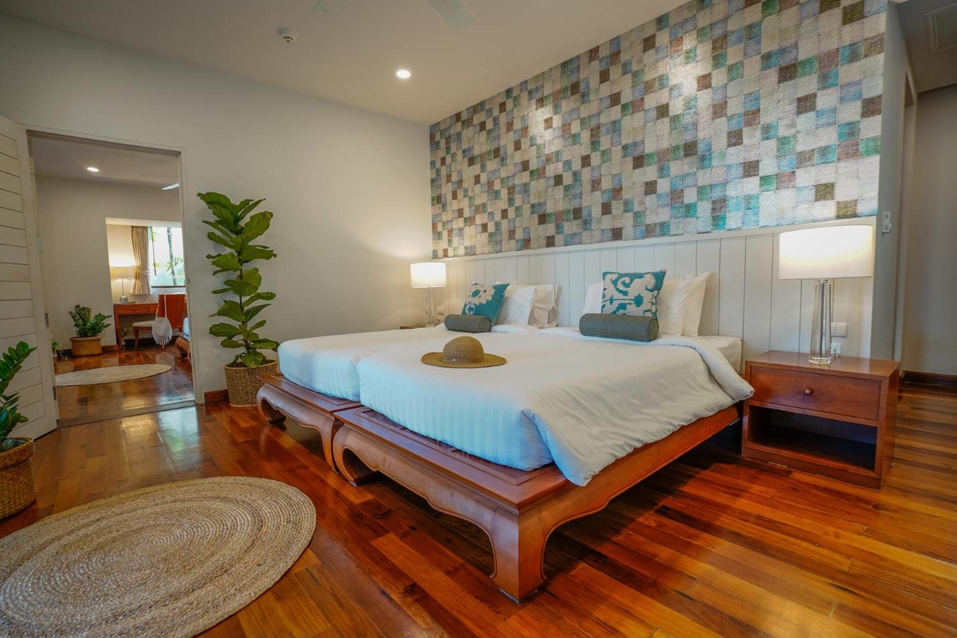 Miskawaan Beachfront Villas