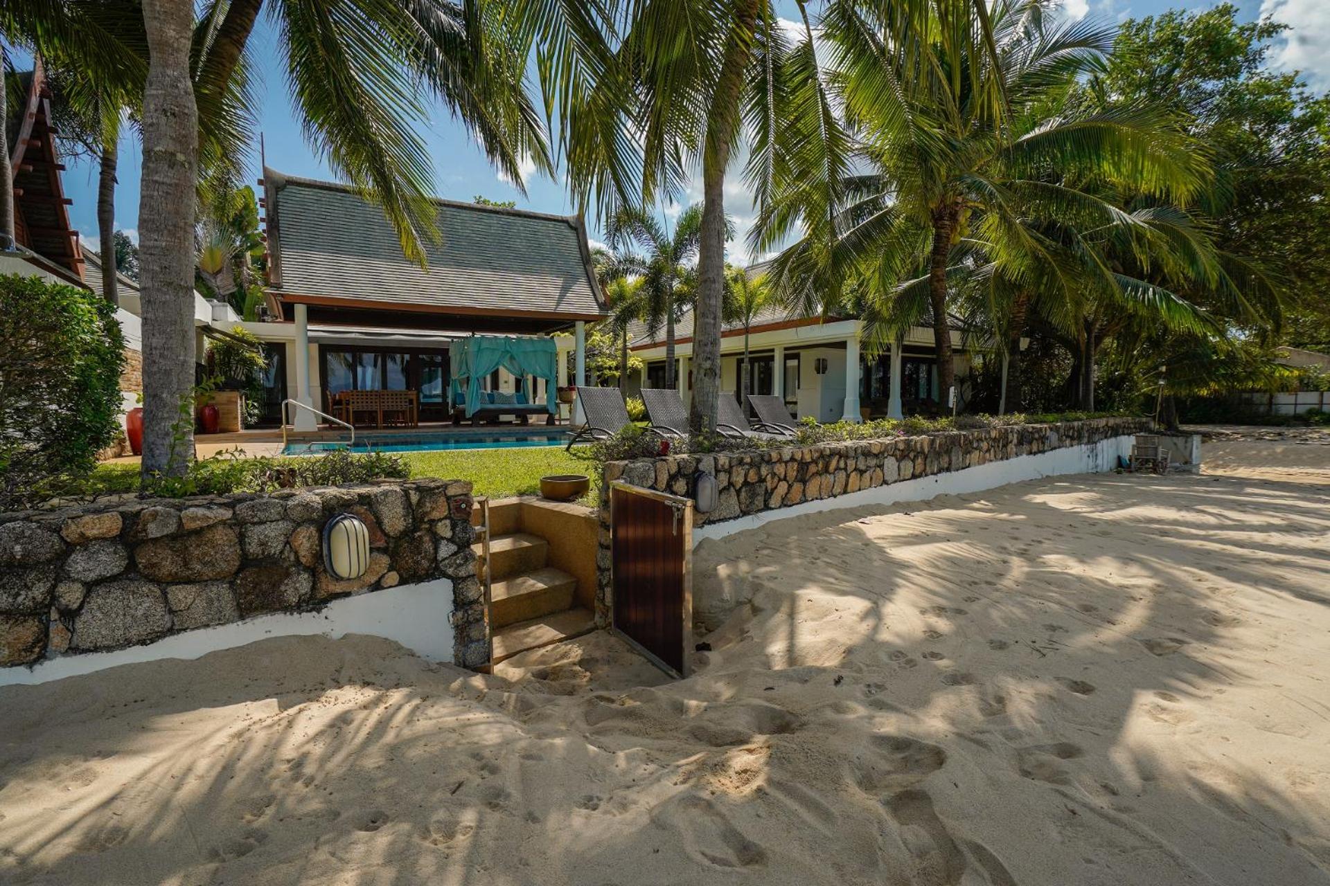 Miskawaan Beachfront Villas