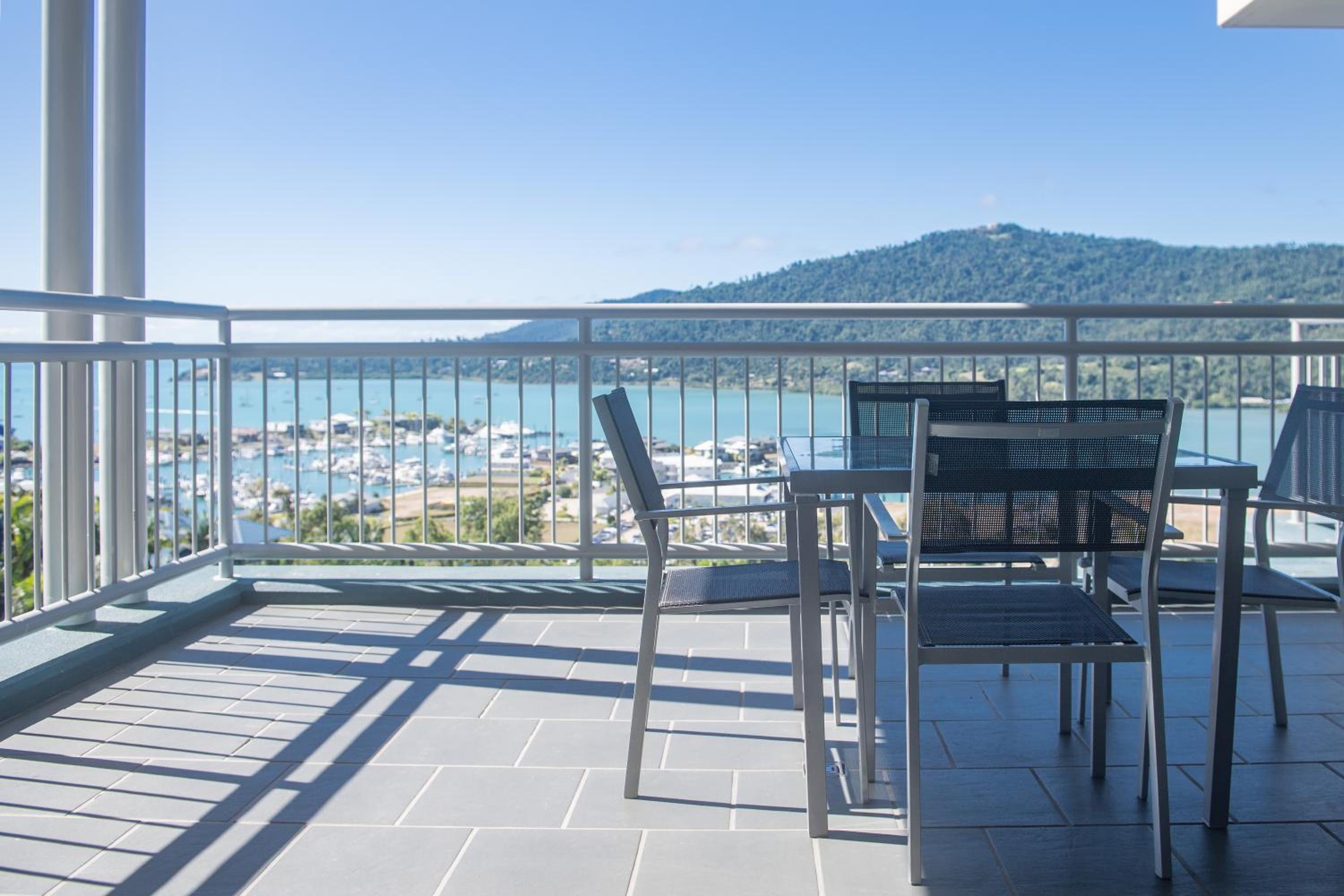 Sails on the Sea - Club Wyndham