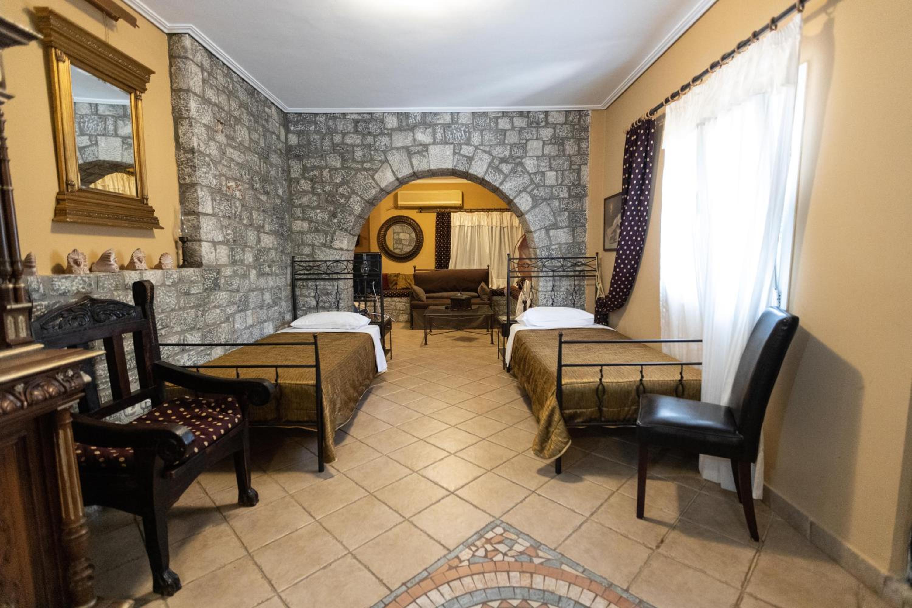 Amfitrion Apartments