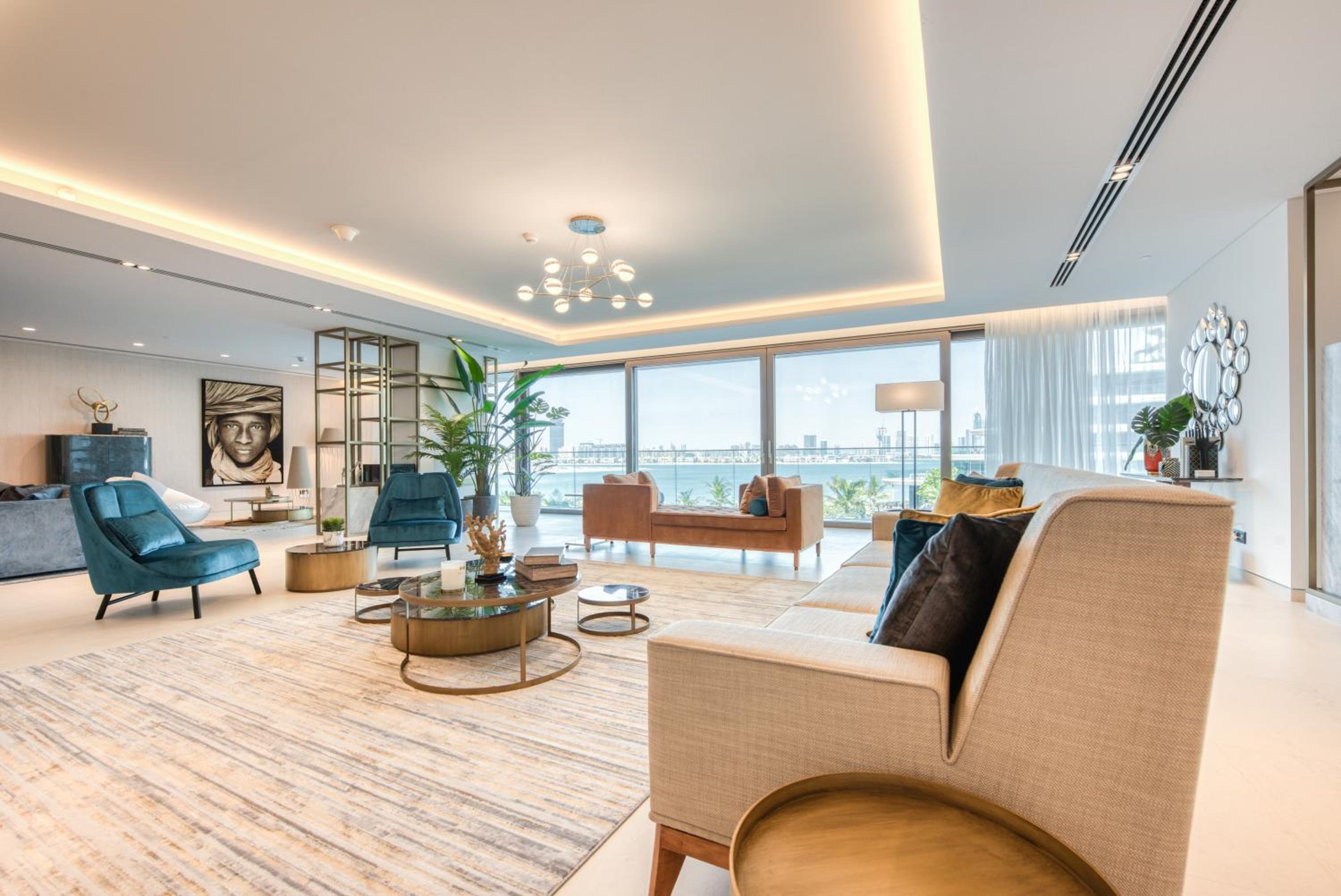 Palm Jumeirah Luxury Apartments by Propr