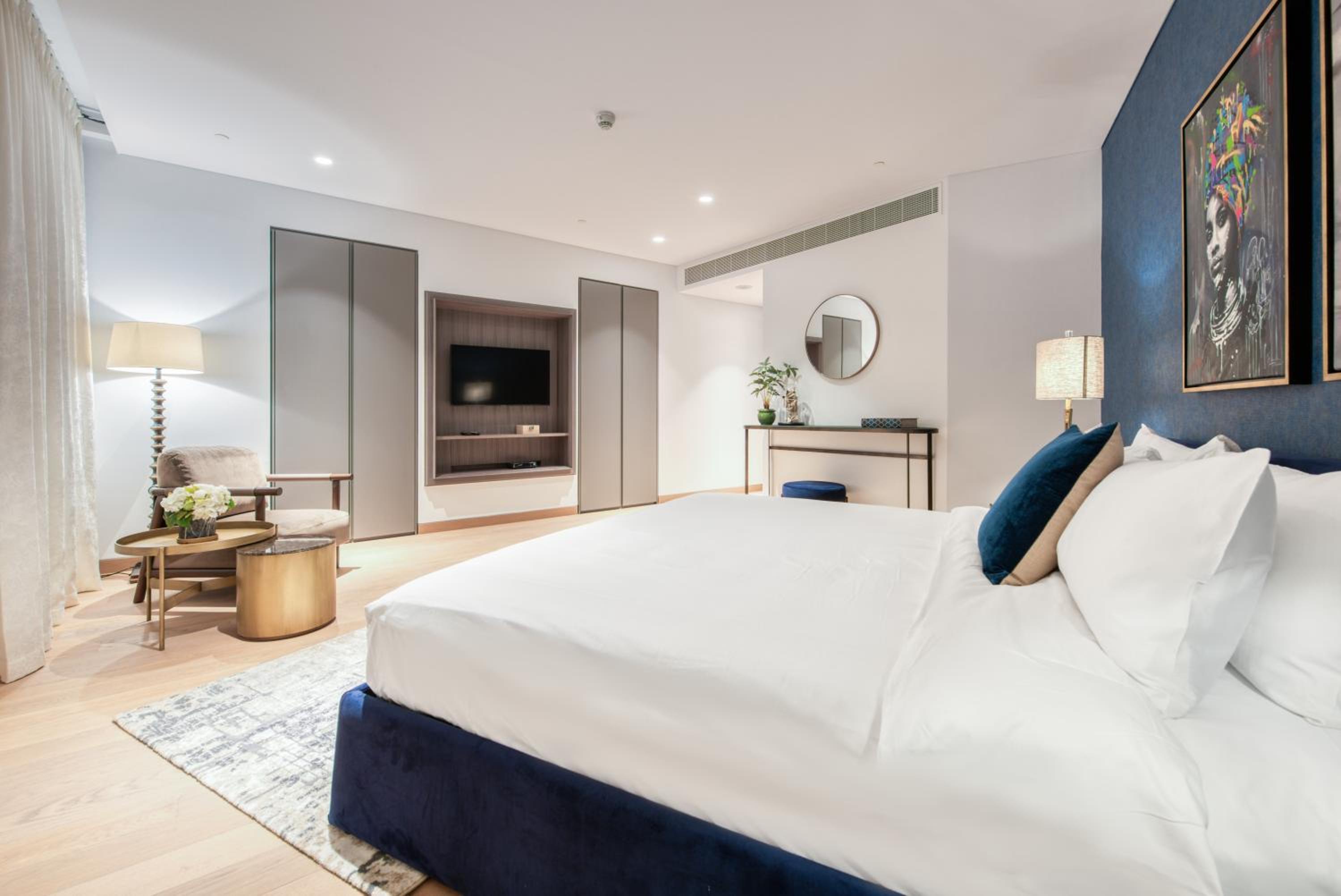 Palm Jumeirah Luxury Apartments by Propr