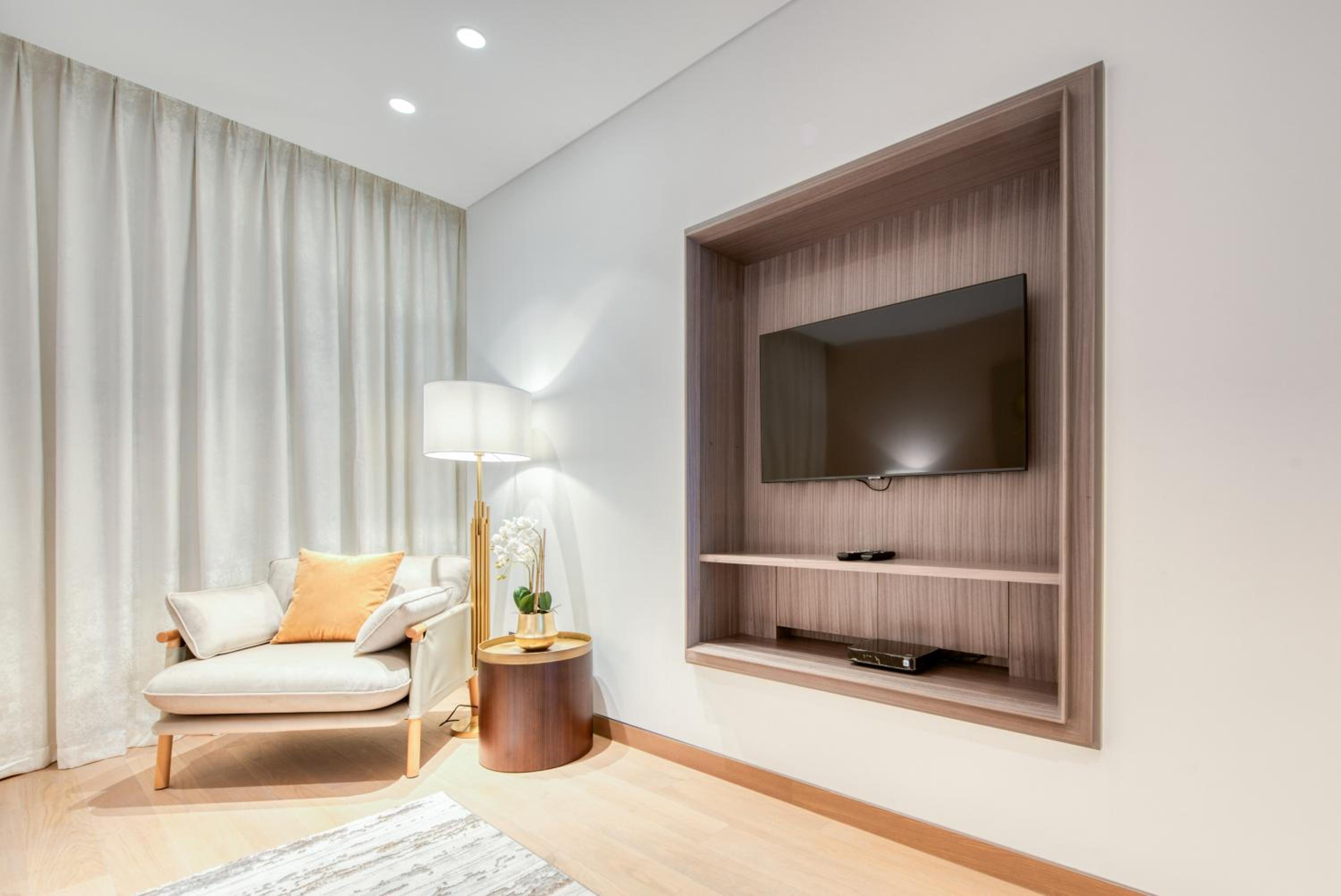 Palm Jumeirah Luxury Apartments by Propr