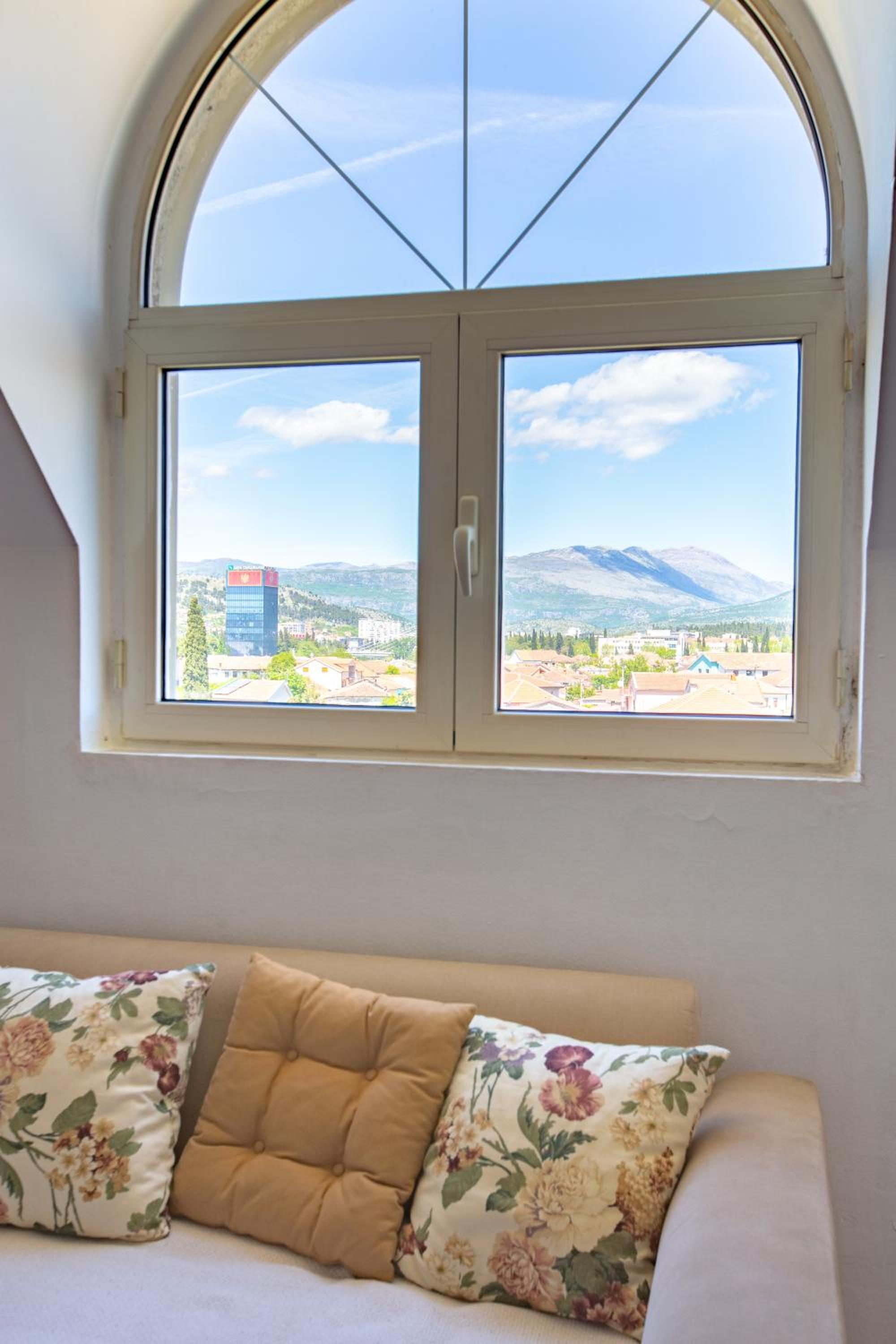 Old town Beauty Apartment with great view view 3