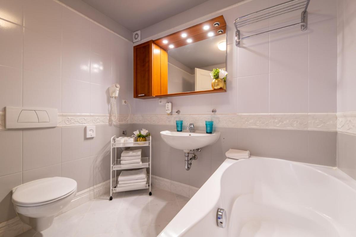 Lovely Prague Apartments - Truhlářská