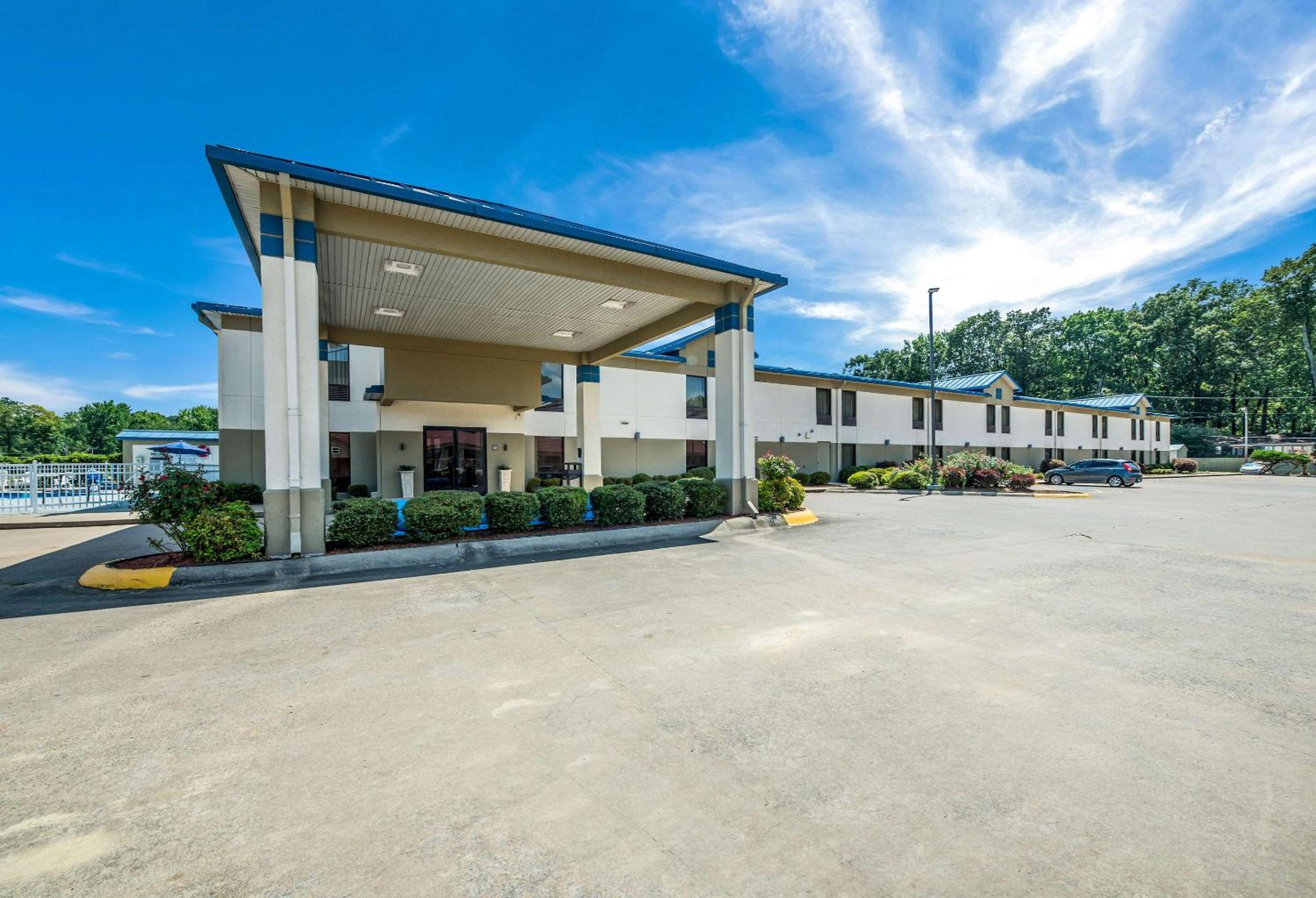 Quality Inn Jacksonville near Little Rock Air Force Base view 3
