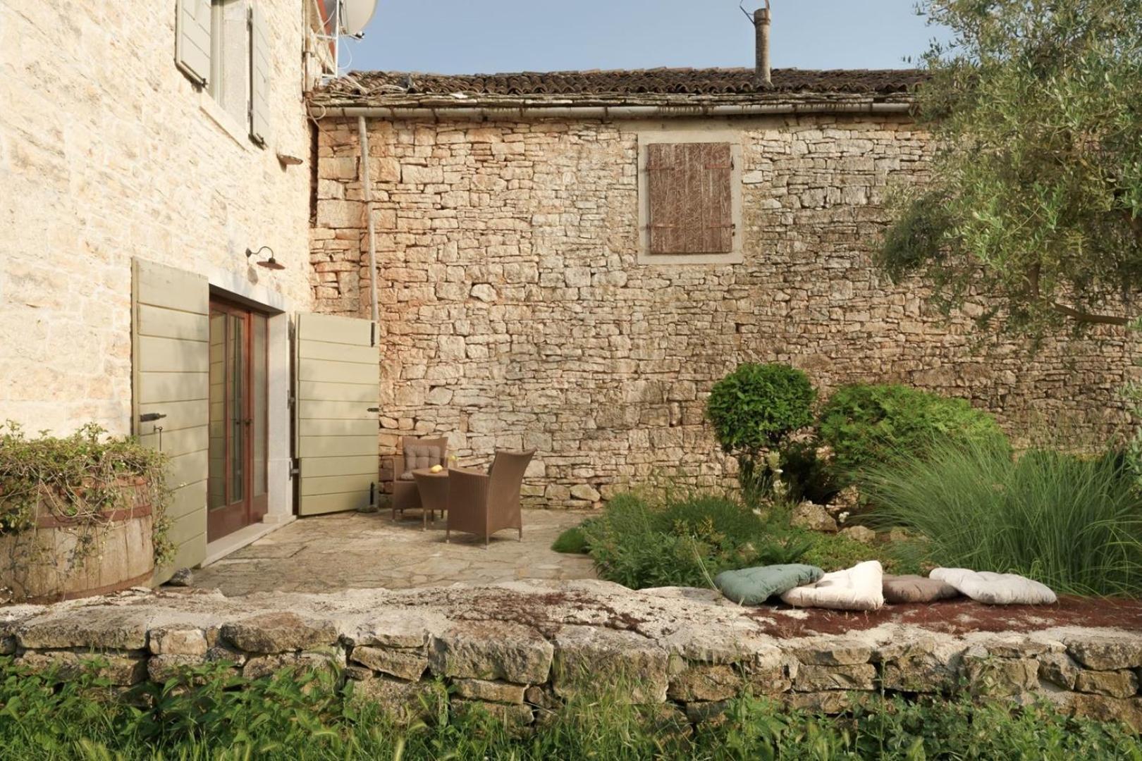 Hotel Casa Nina - Image 1