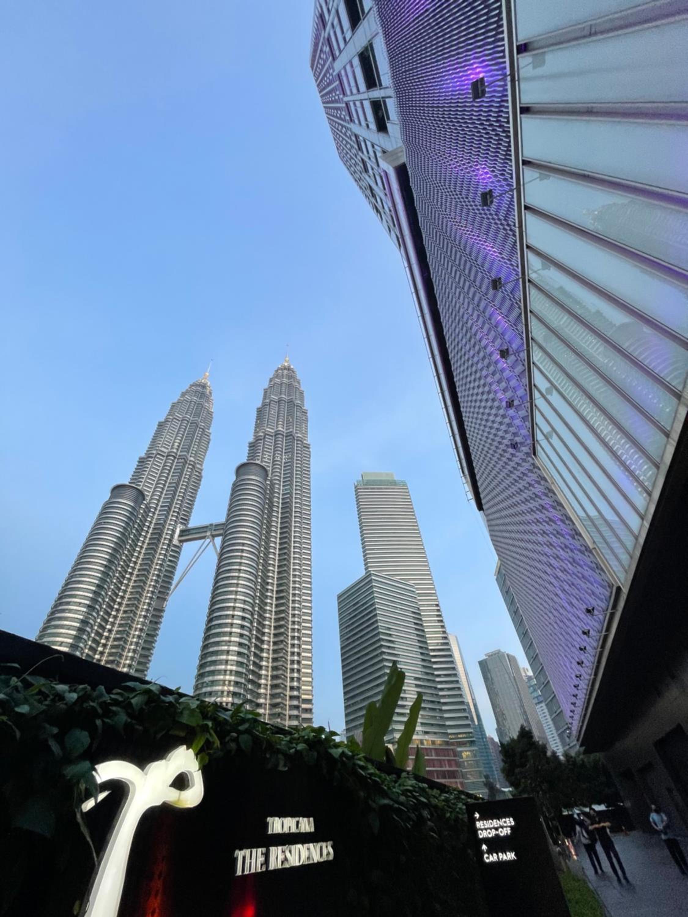 Tropicana The Residences KLCC CozeeStay