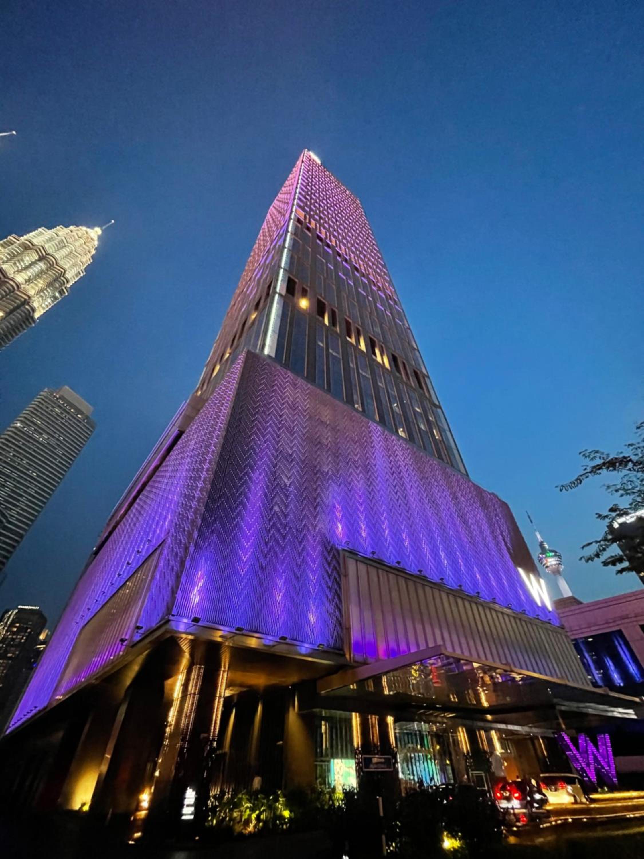 Tropicana The Residences KLCC CozeeStay