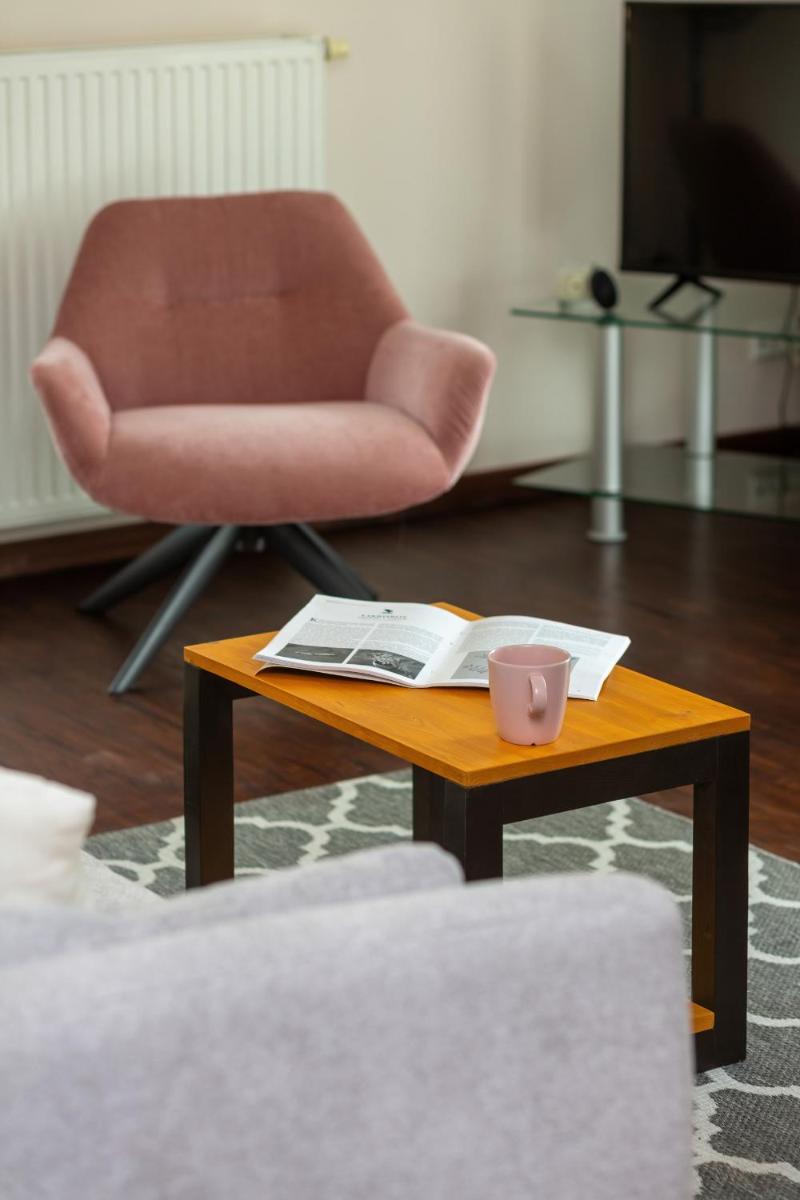 Wola Apartments Banderii by Renters view 3