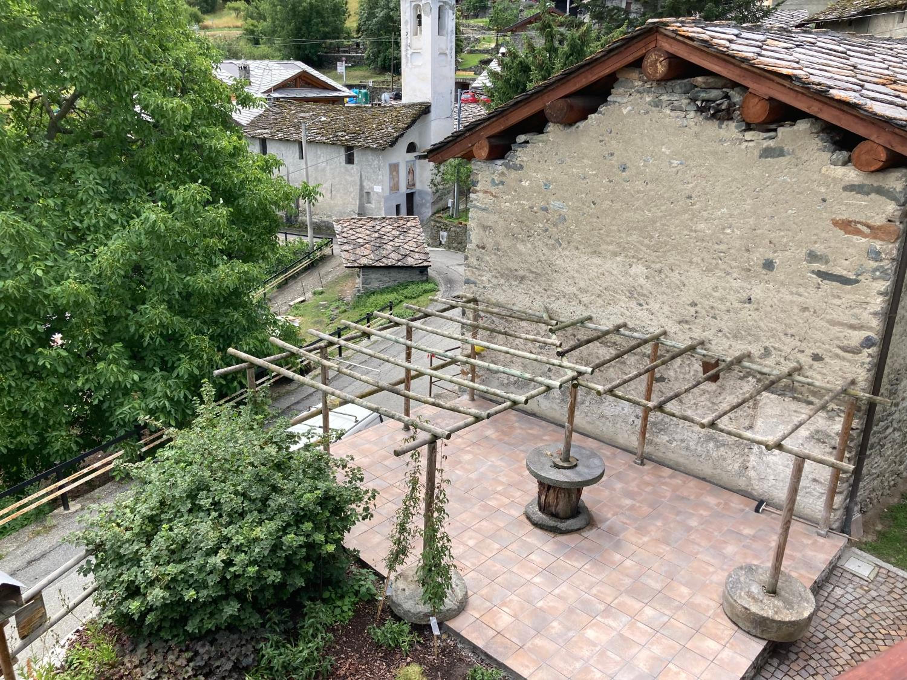 Photo 28