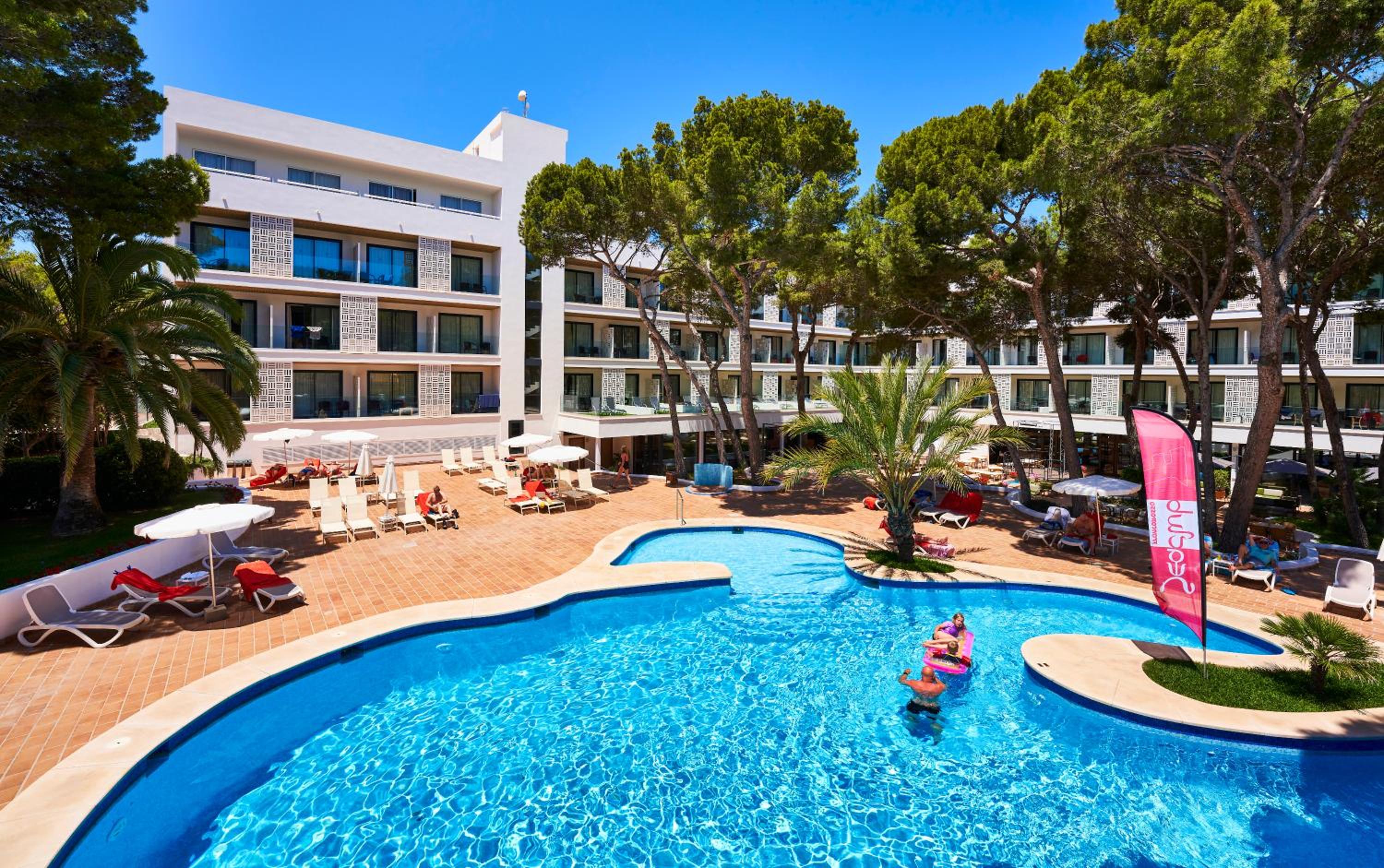 Cala Ratjada Vacations - Hotel  Spa S'Entrador Playa - Property Image 1