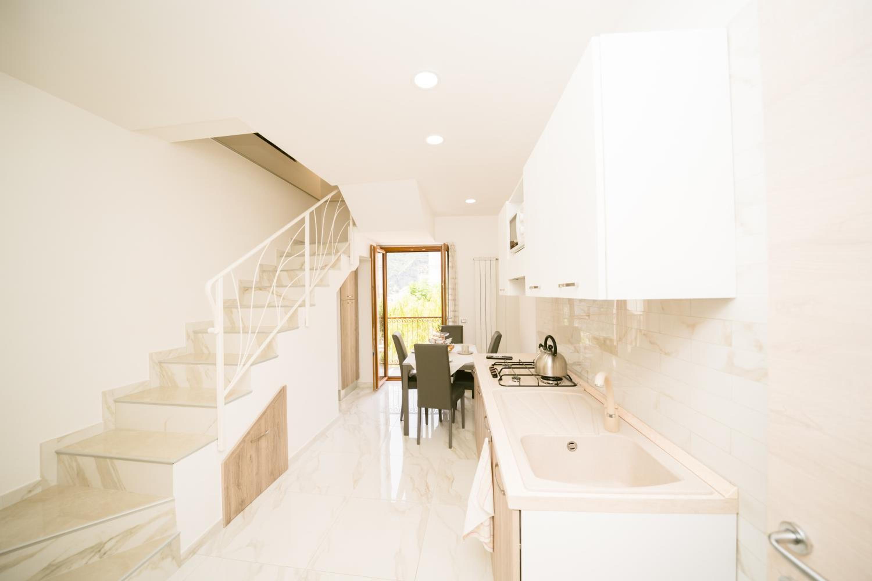 La Piazzetta Boutique Apartments view 3