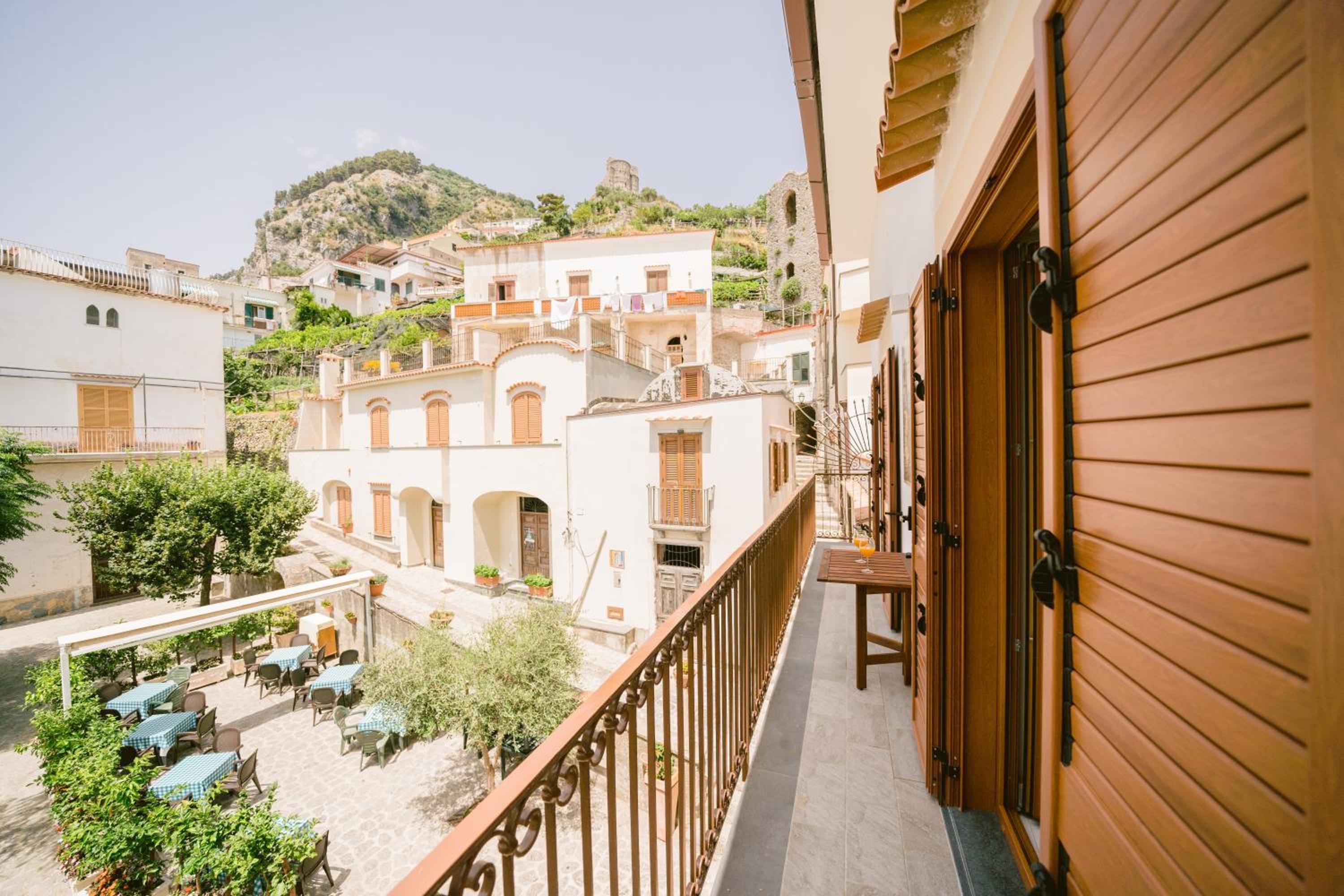 La Piazzetta Boutique Apartments view 4