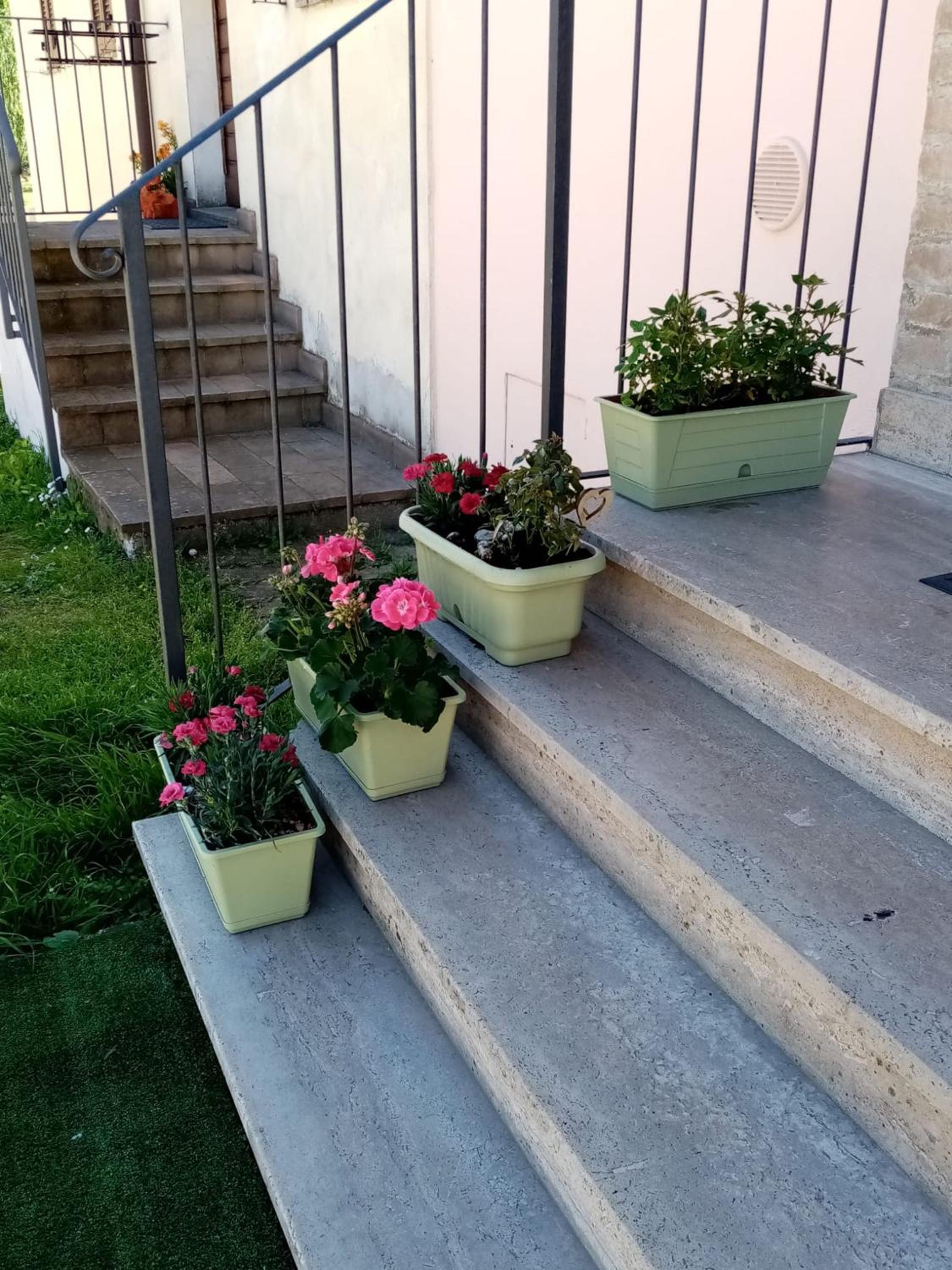 Photo 35