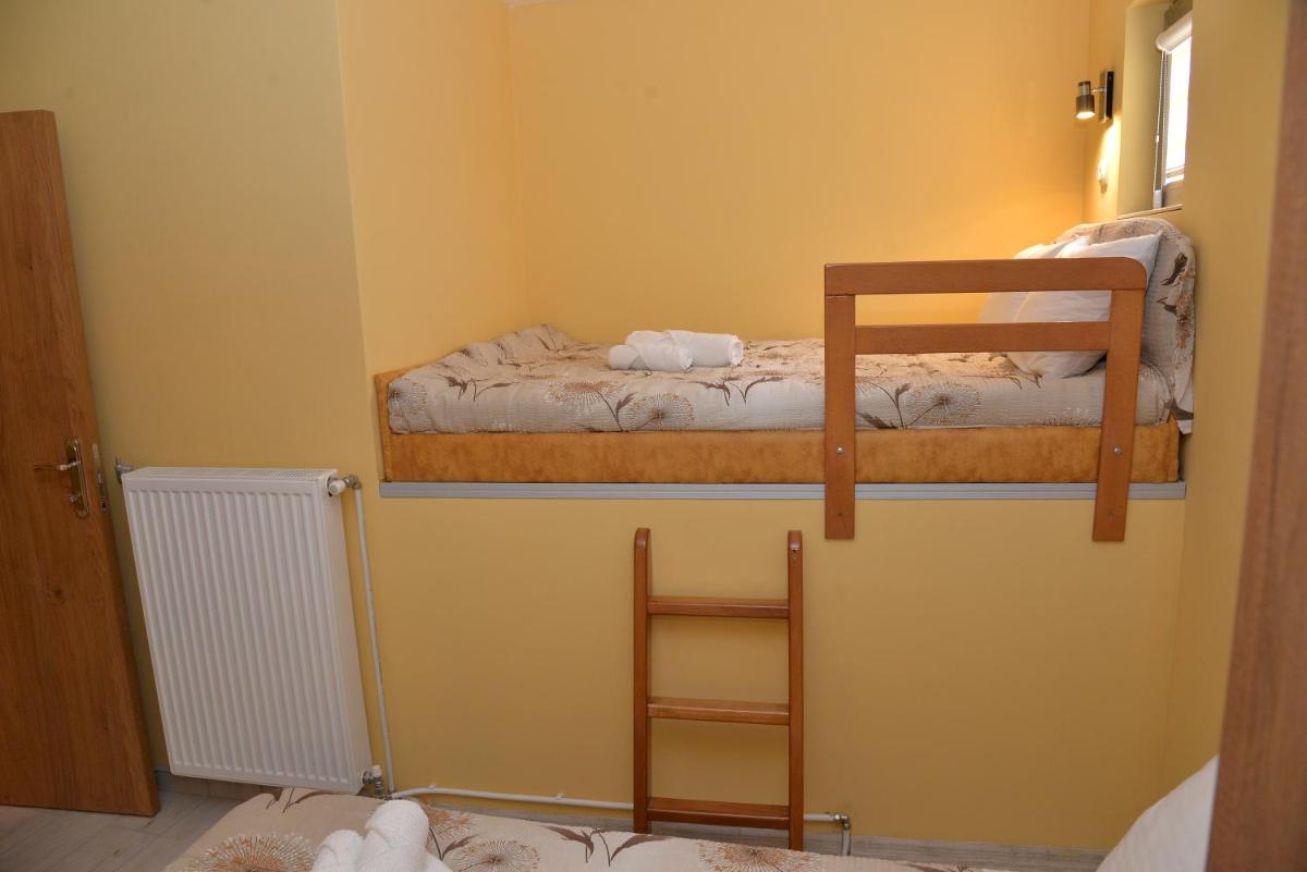 Photo 38