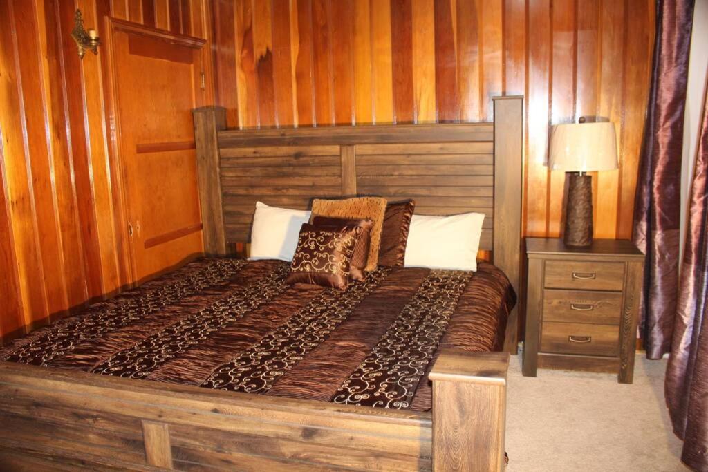 Safari lodge Cabin view 3