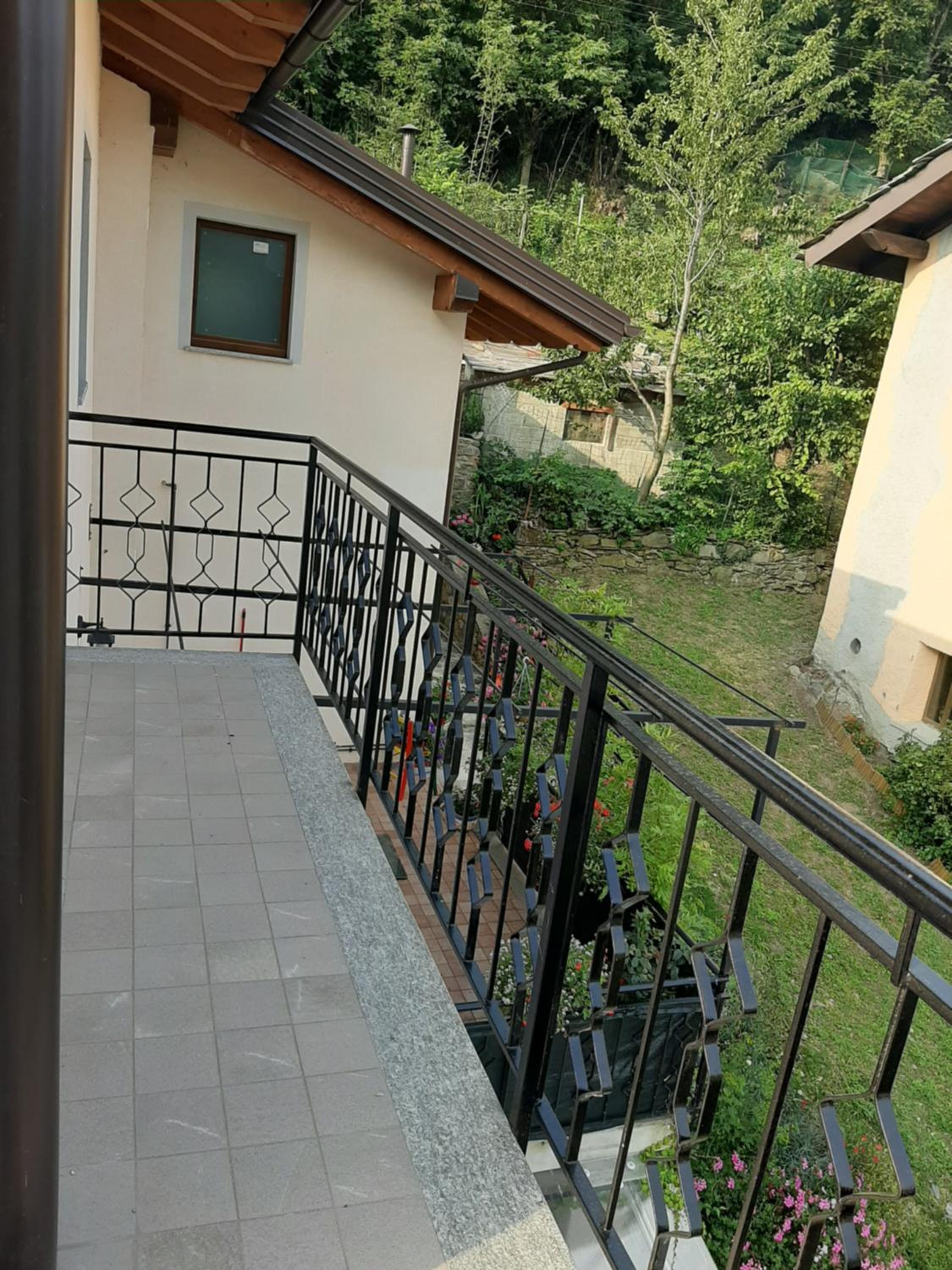 Photo 34