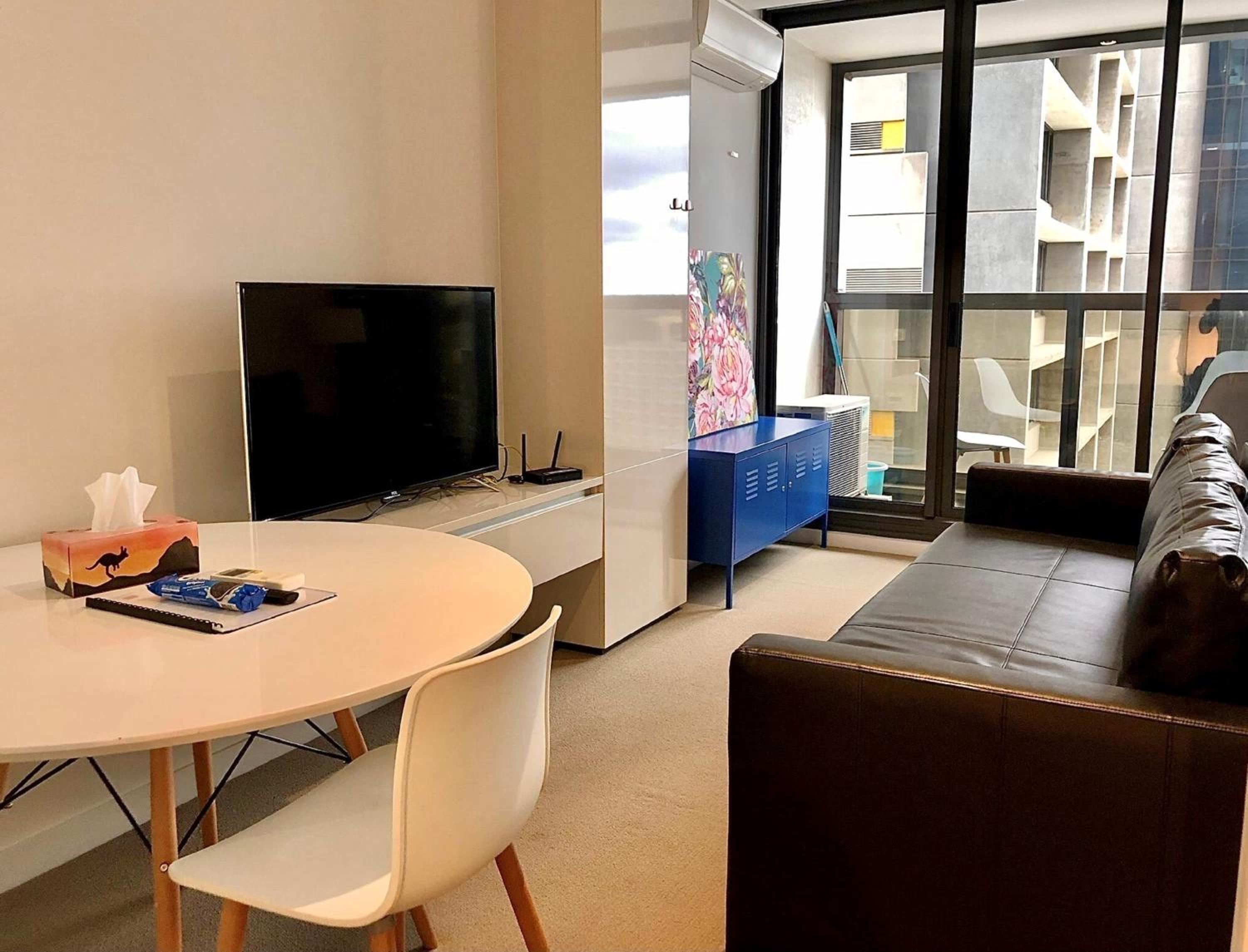 ReadySet Apartments at Madison