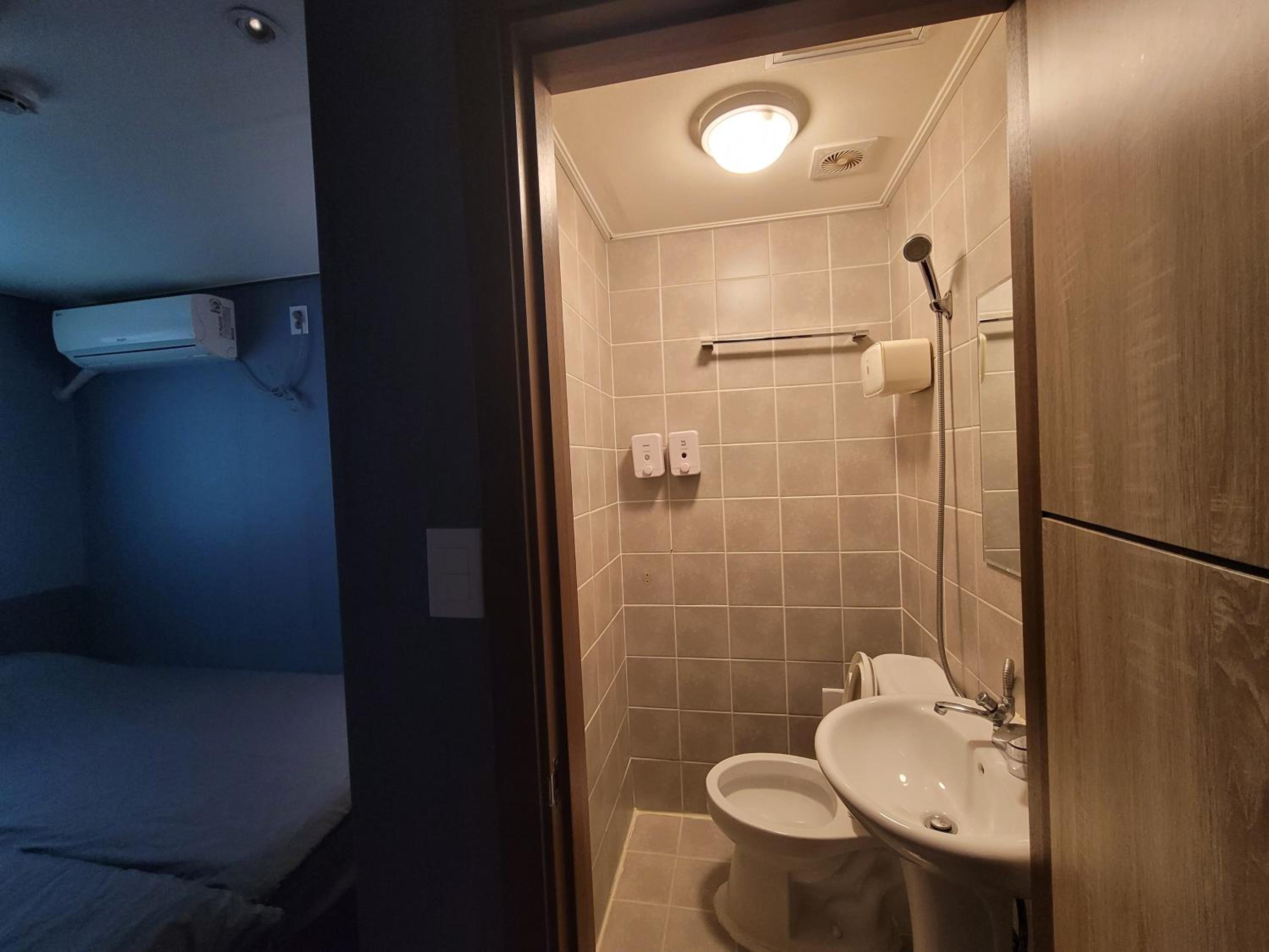Olive Hostel MyeongDong