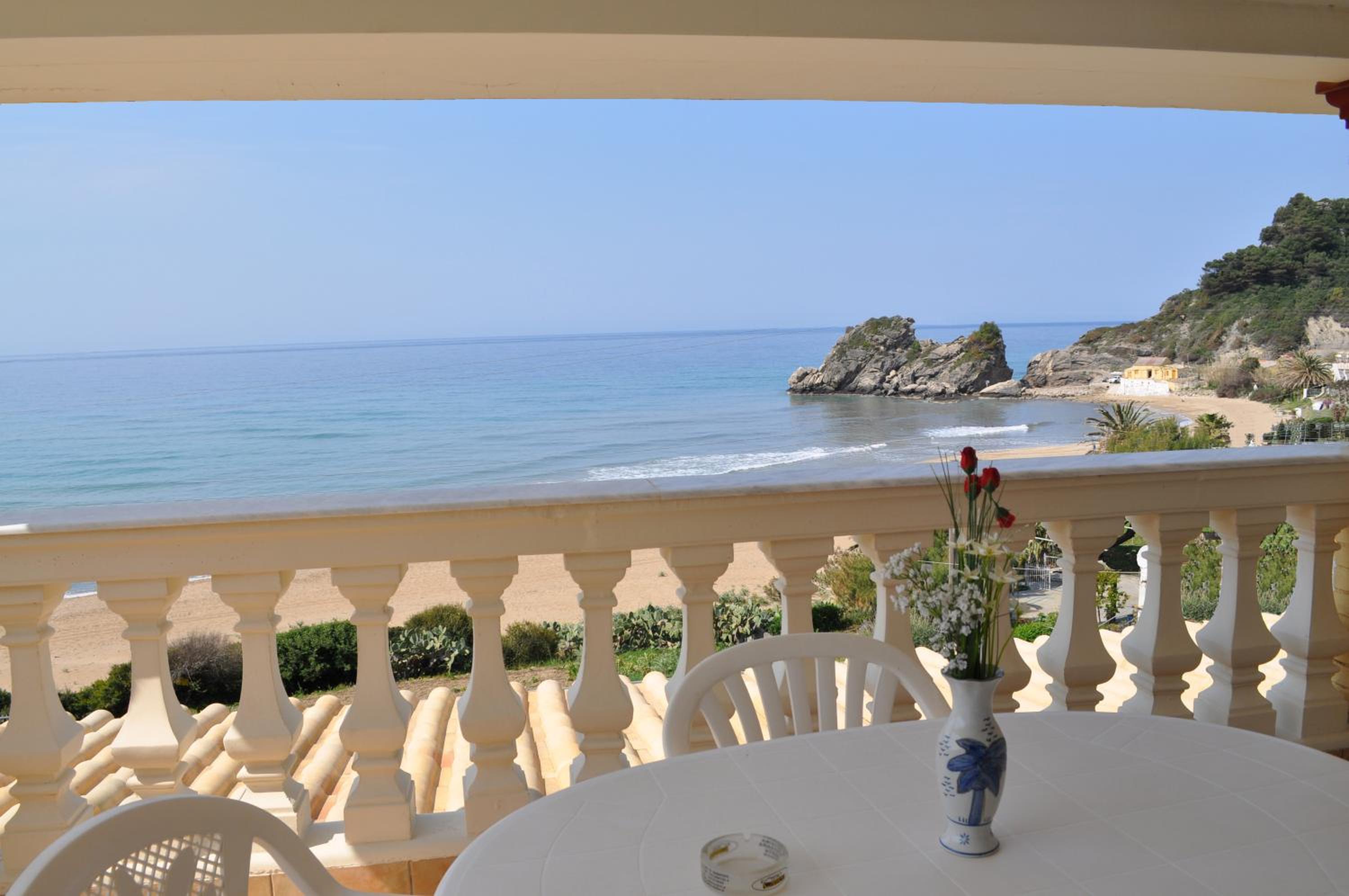 Beachfront House Tolis - Pelekas Beach