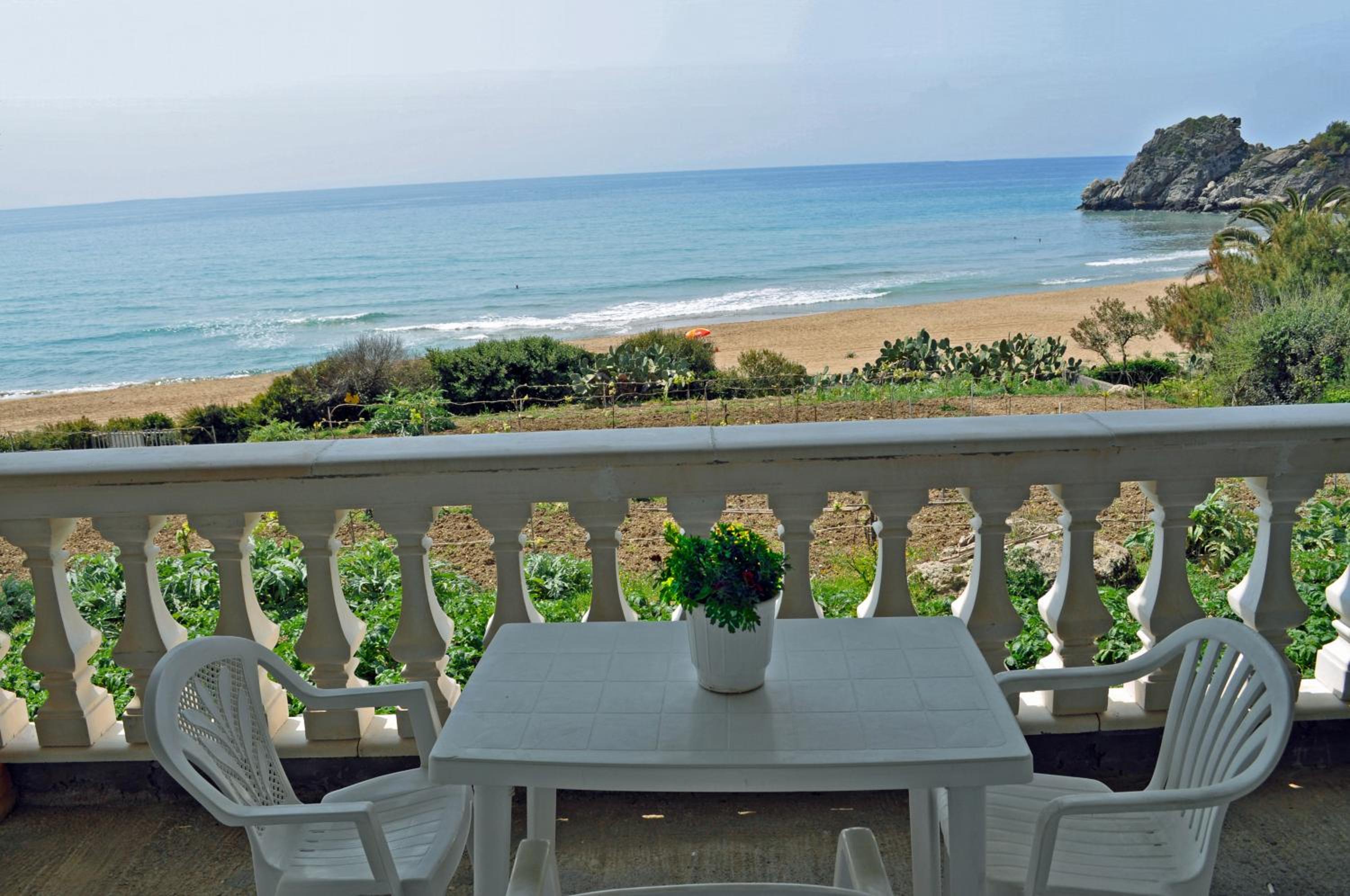 Beachfront House Tolis - Pelekas Beach