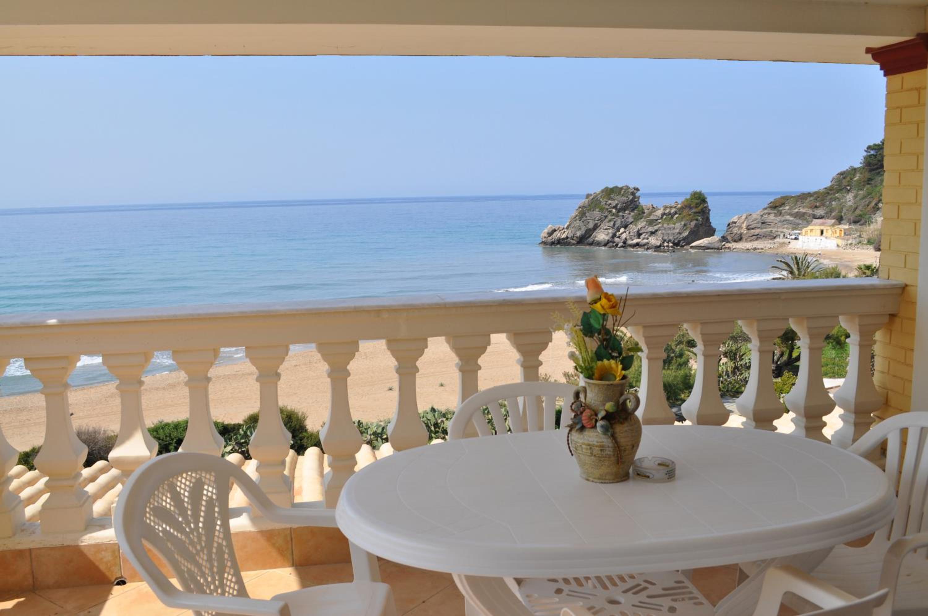 Beachfront House Tolis - Pelekas Beach