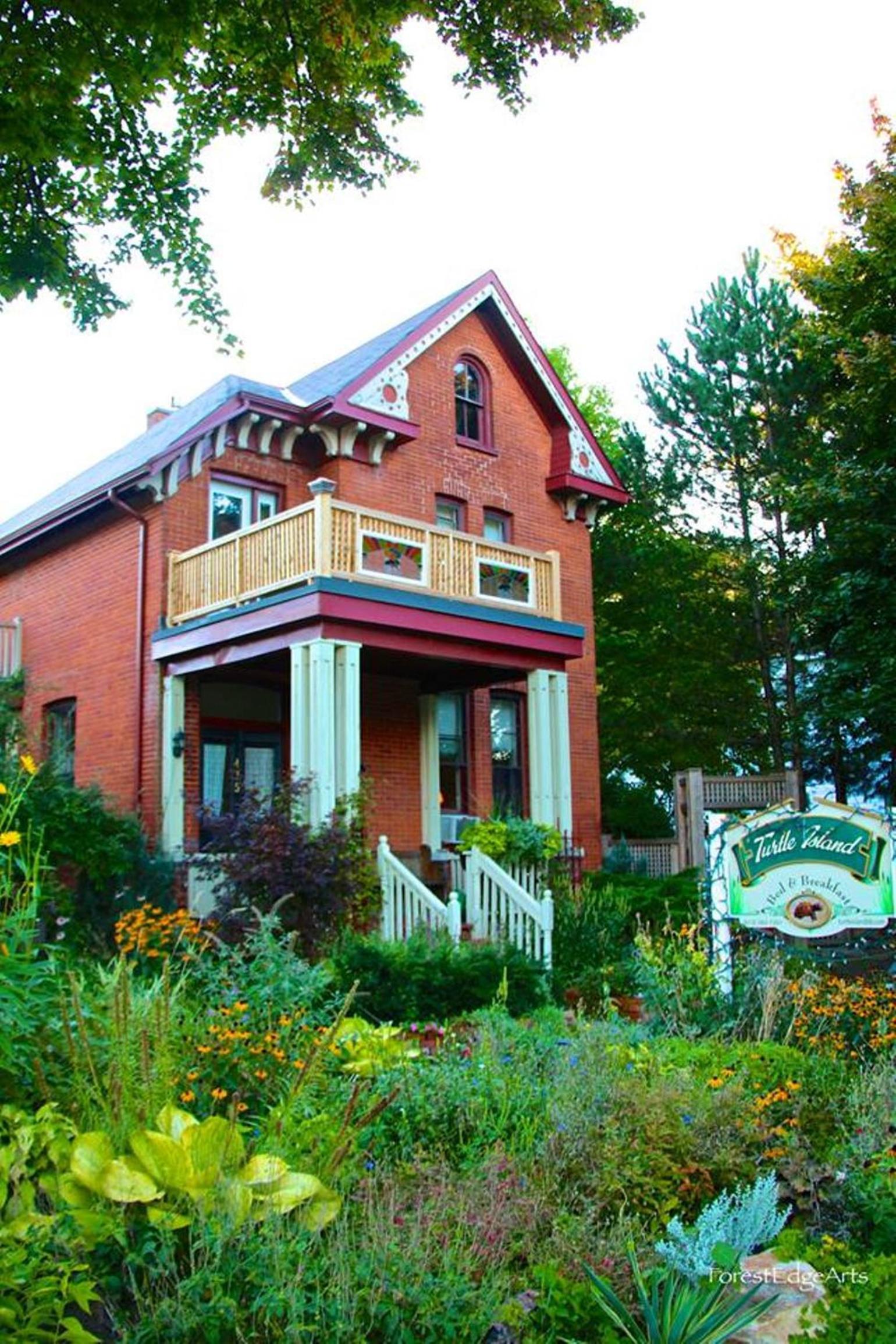 Turtle Island Bed and Breakfast