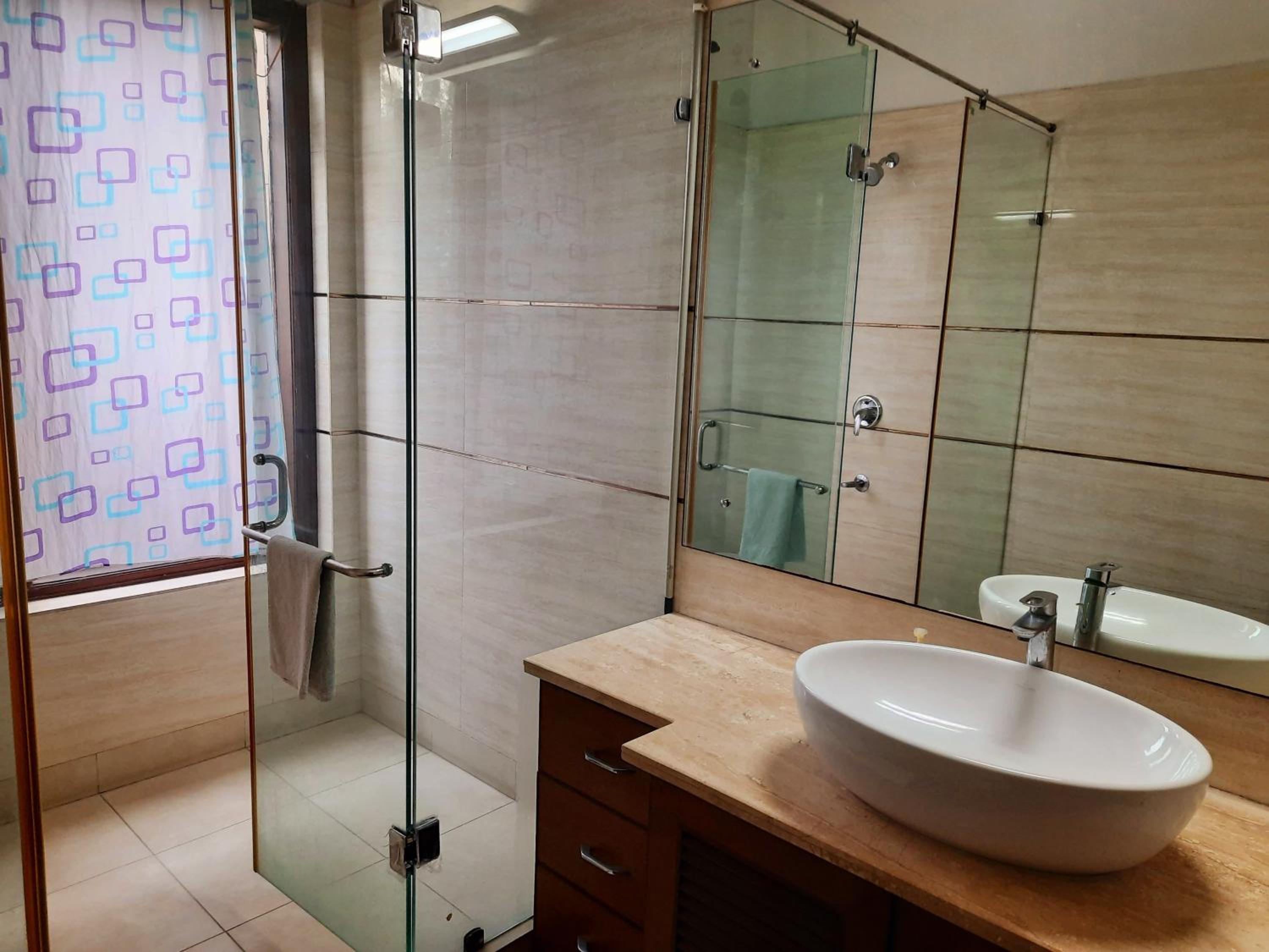 Manor Inn Suites Executive Suite view 5
