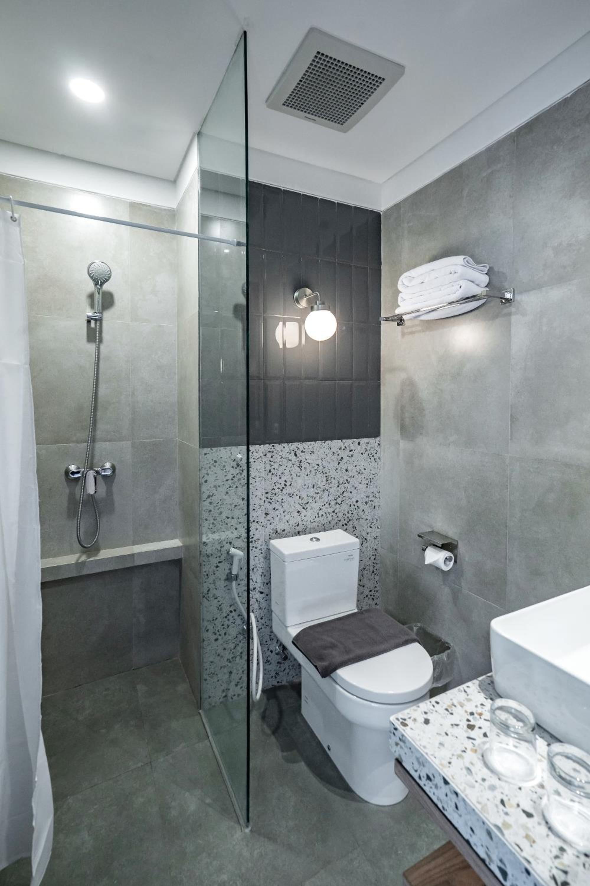 LOA Living Solo Baru view 3