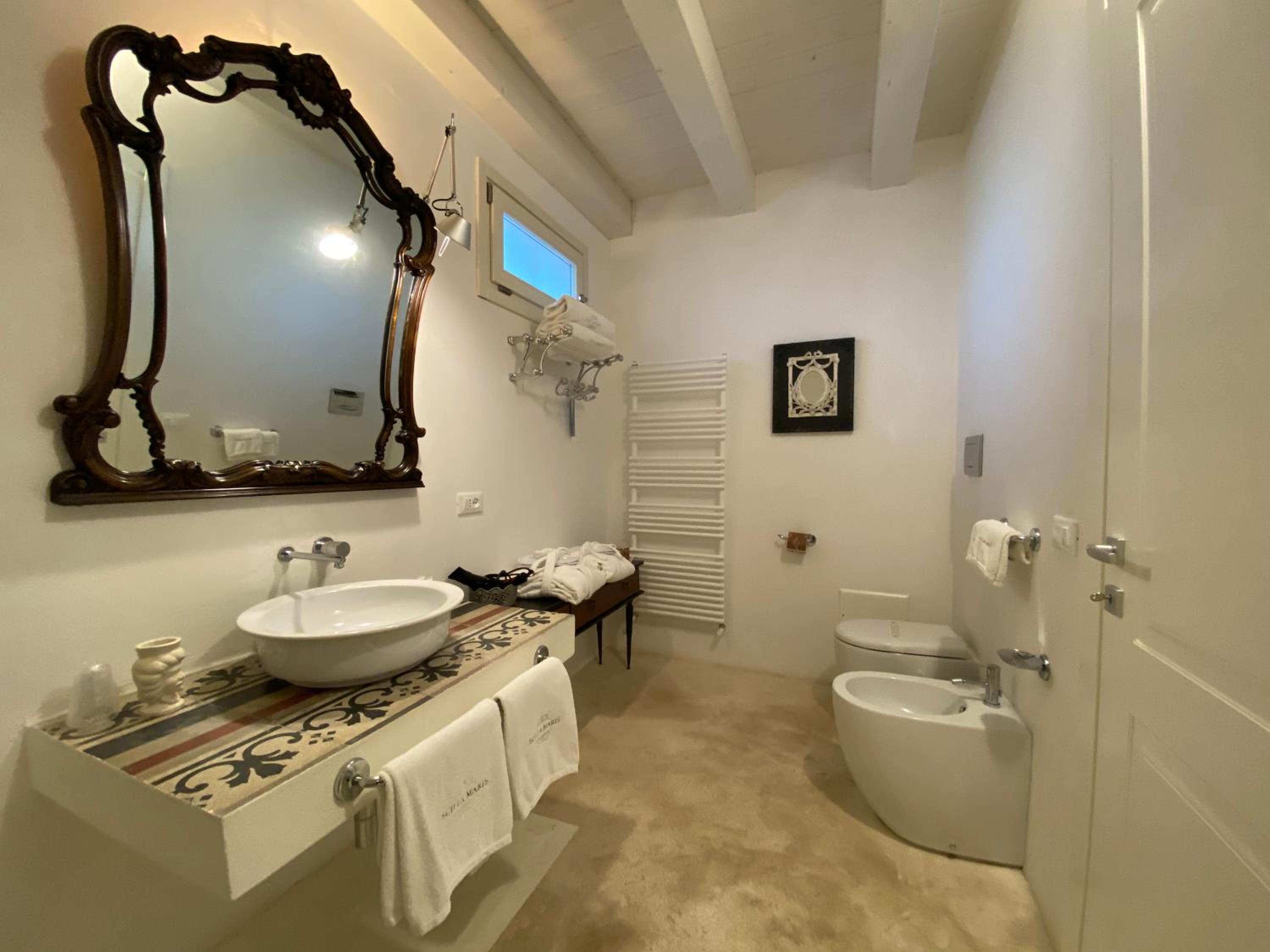 Scilla Maris Charming Suites