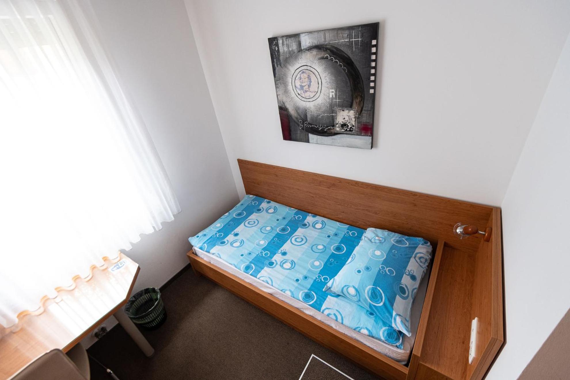 Photo 41