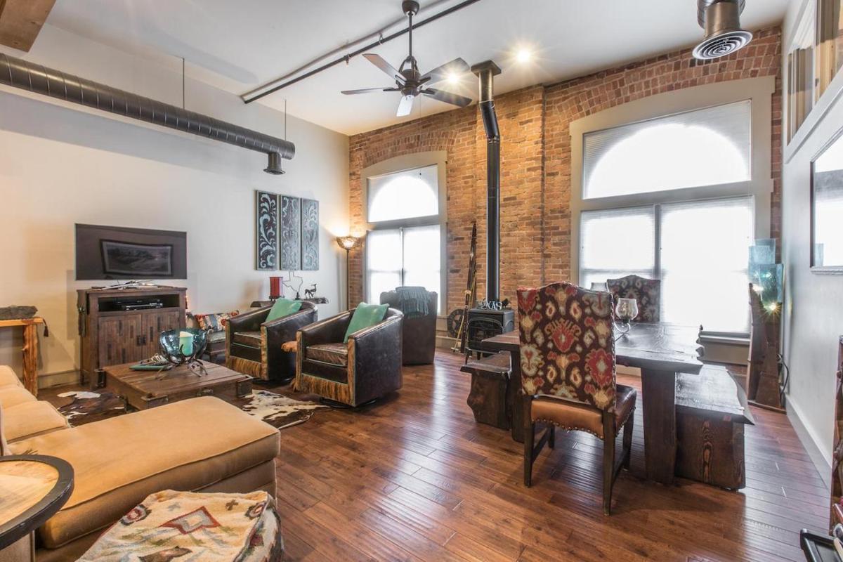 708 Main St Unit 4 view 2