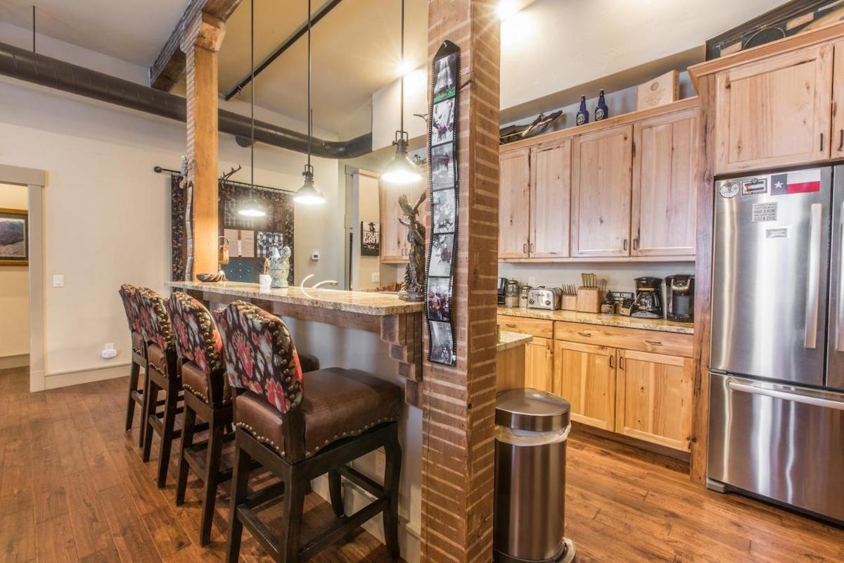 708 Main St Unit 4 view 5