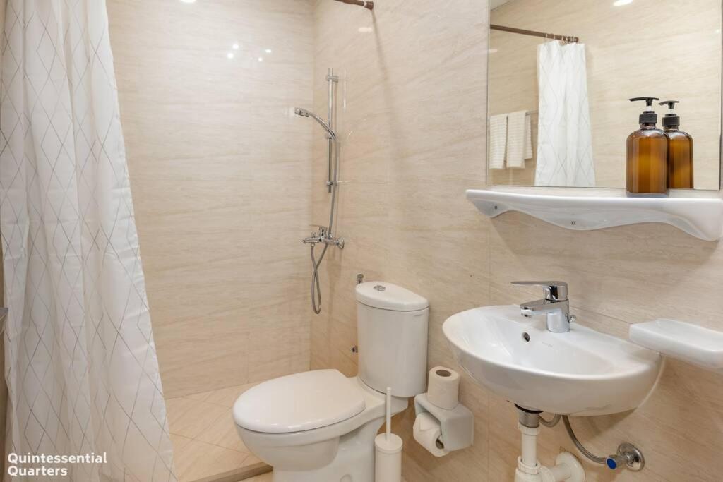 Peaceful Oasis 3BR+kids, 7 min walk to Dubai Mall
