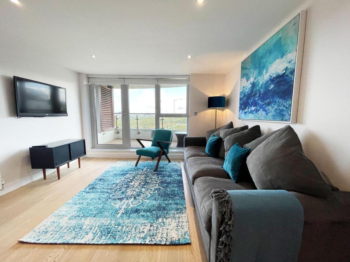 Ocean Gate 24 view 4