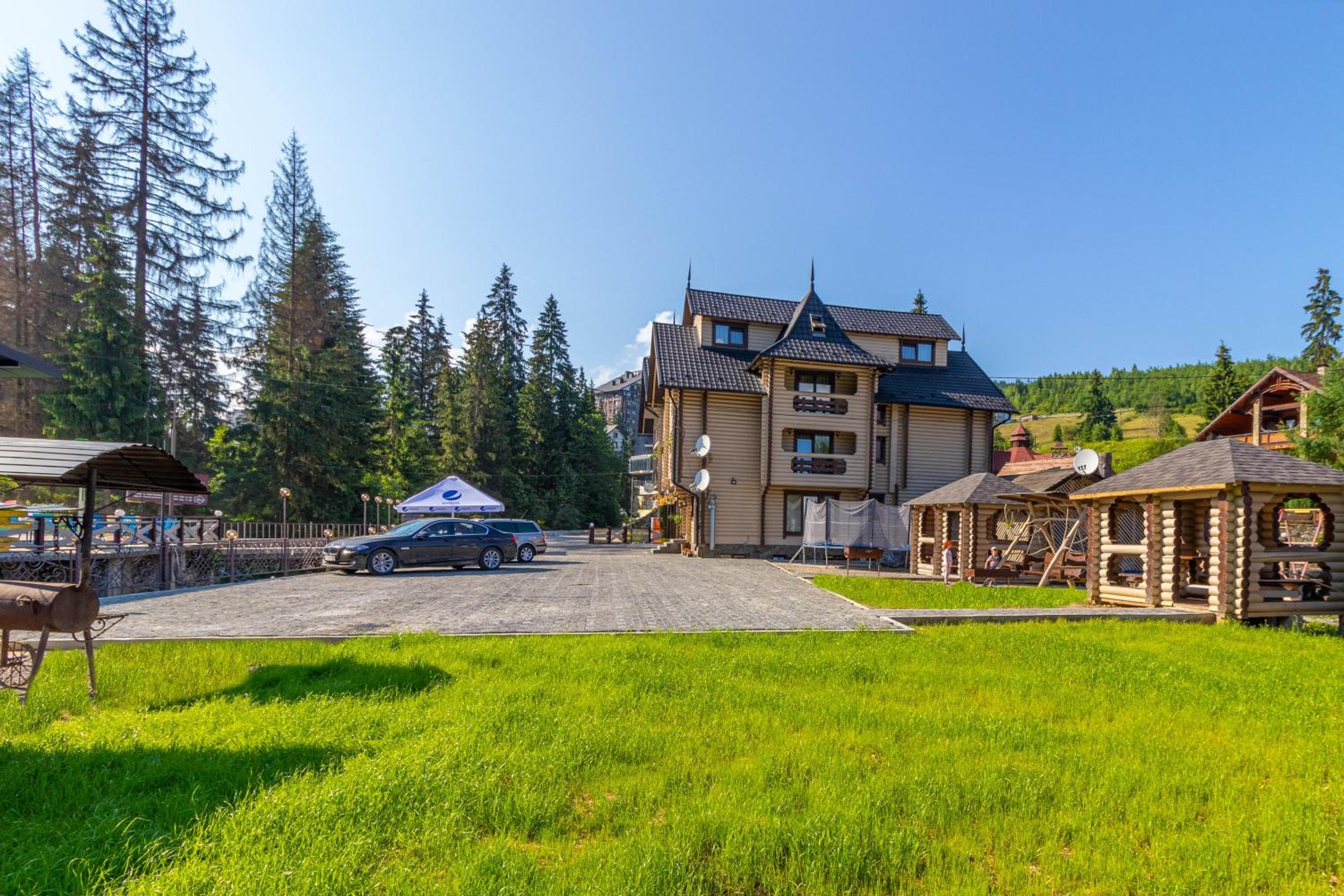Guest House Turda view 3