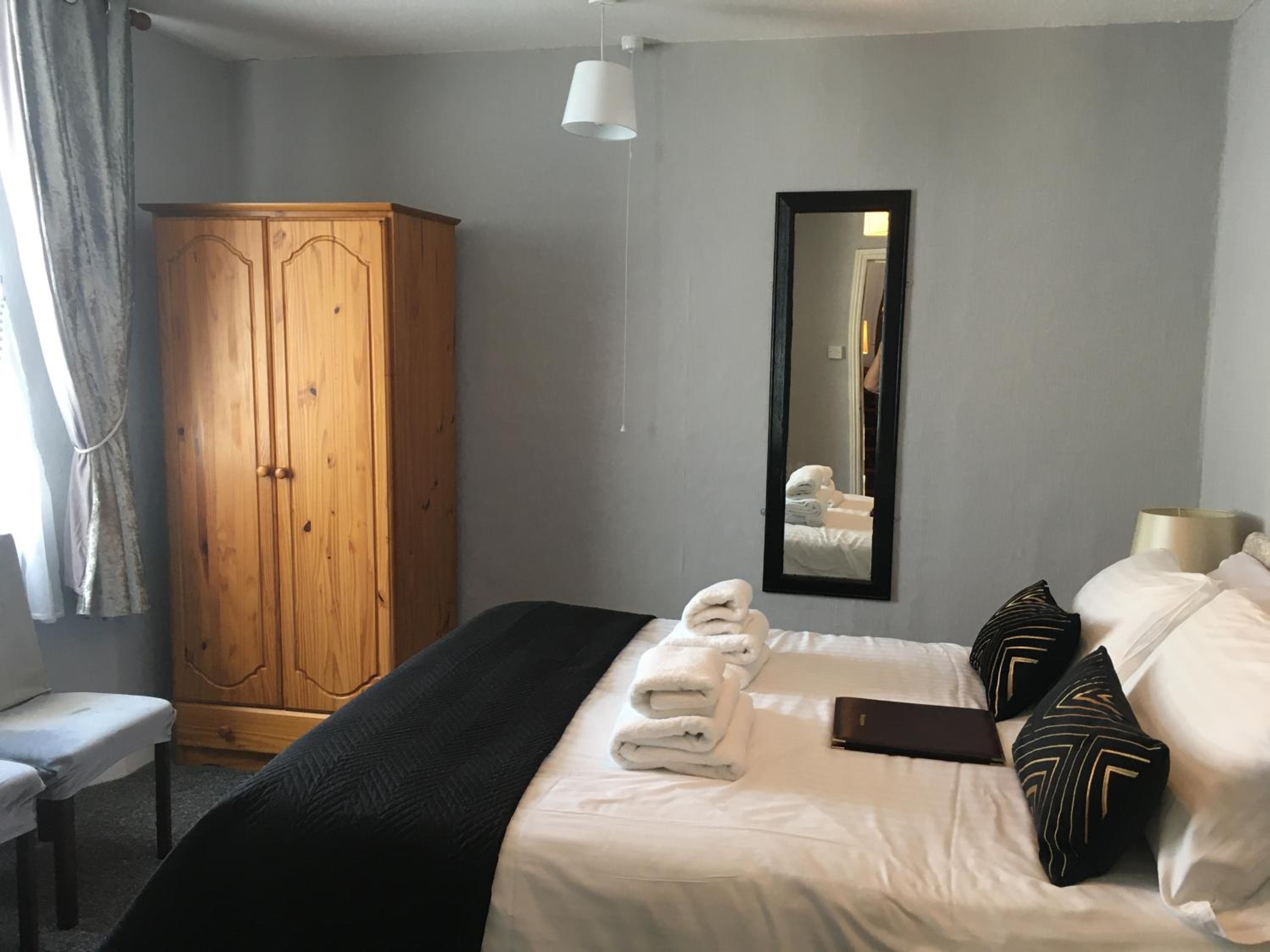 Torquay Vacations - Newburgh Guesthouse - Property Image 63