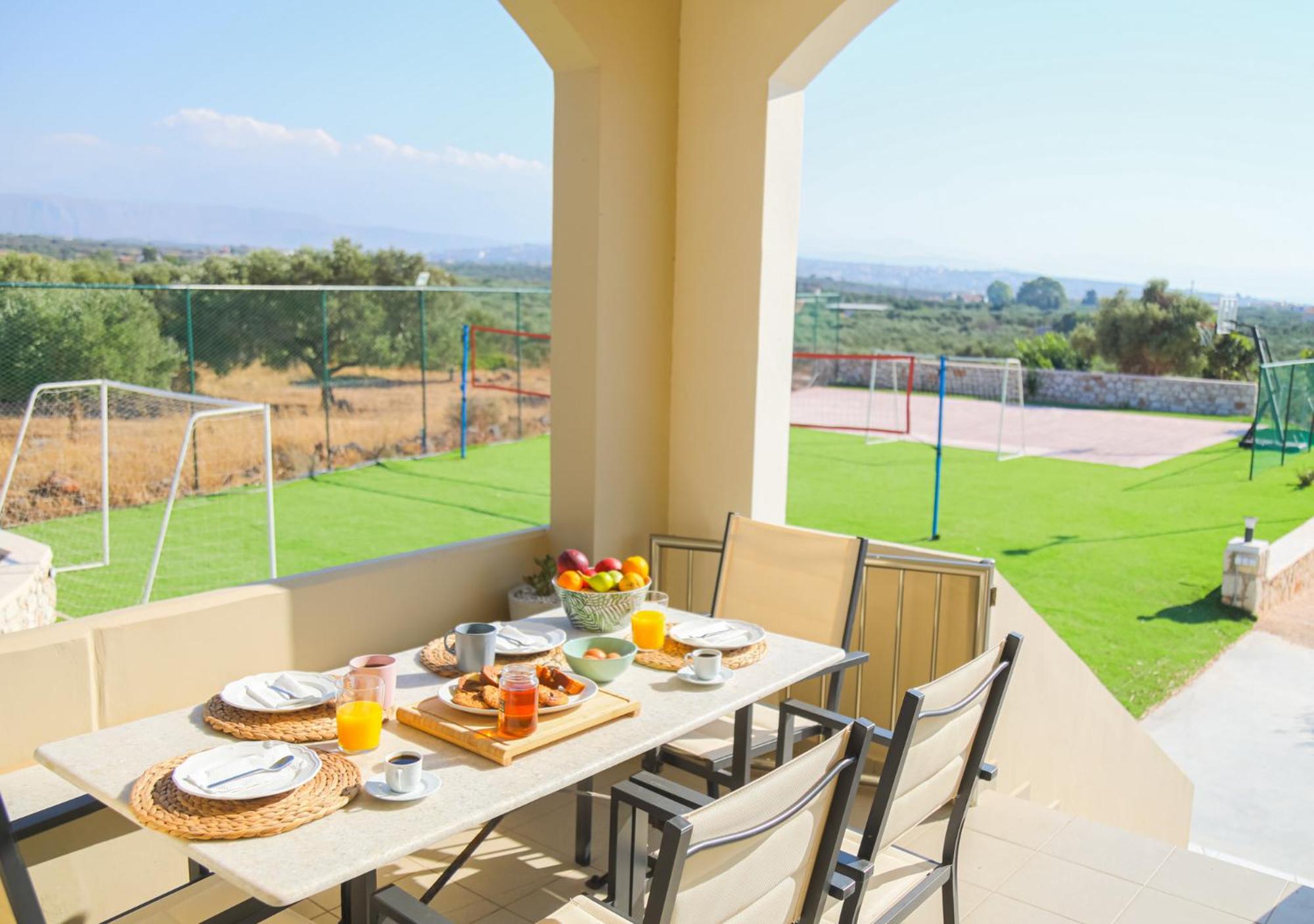 Private, Quiet, Isolated Villa in Chania / HomeAlone view 4
