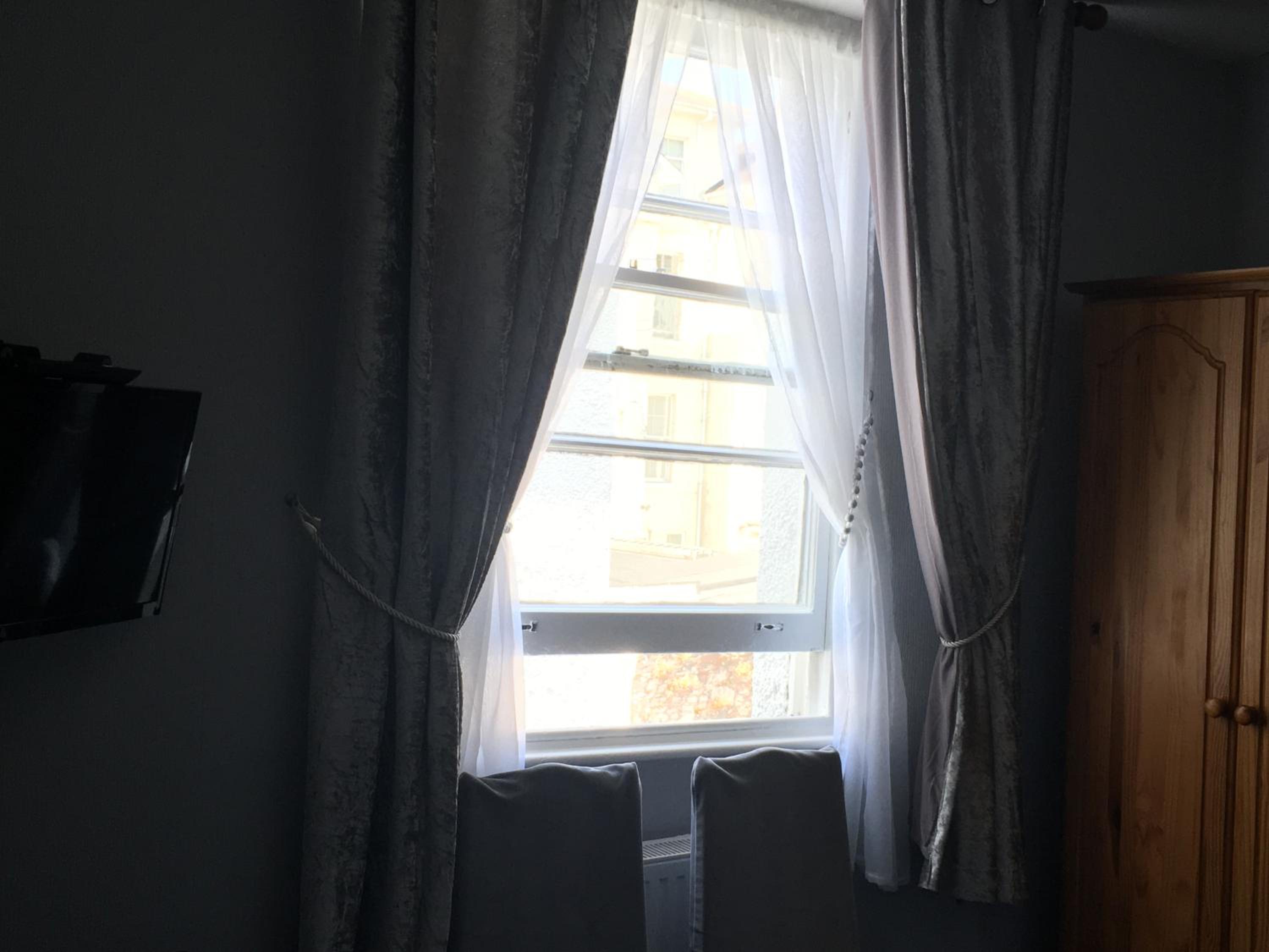 Torquay Vacations - Newburgh Guesthouse - Property Image 60